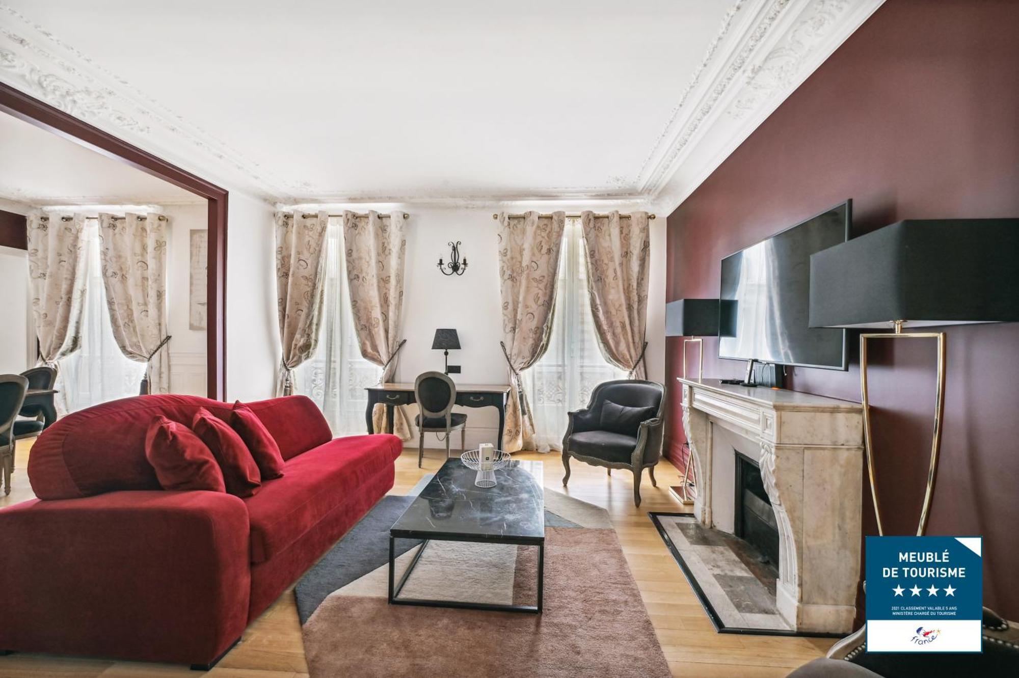 Sejours Parisiens / Le Royal / 4* Apartment Paris