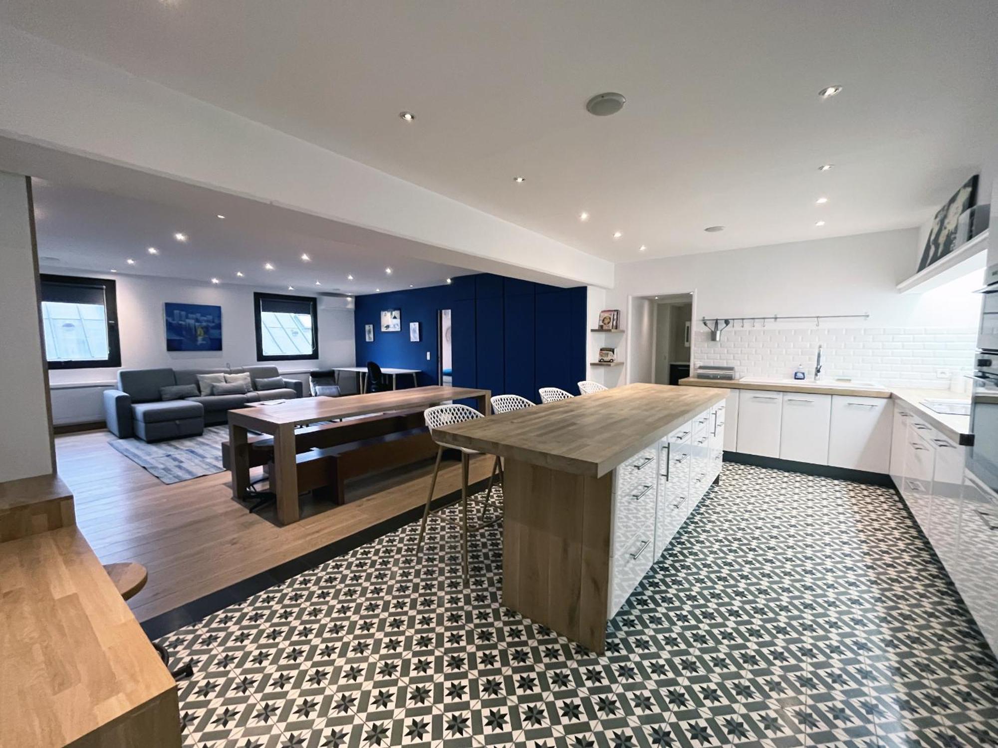 166 - Urban Luxury In Center Of Appartement *