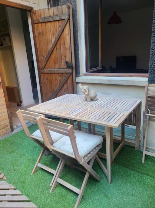 Au Coeur De Menilmontant Apartamento *