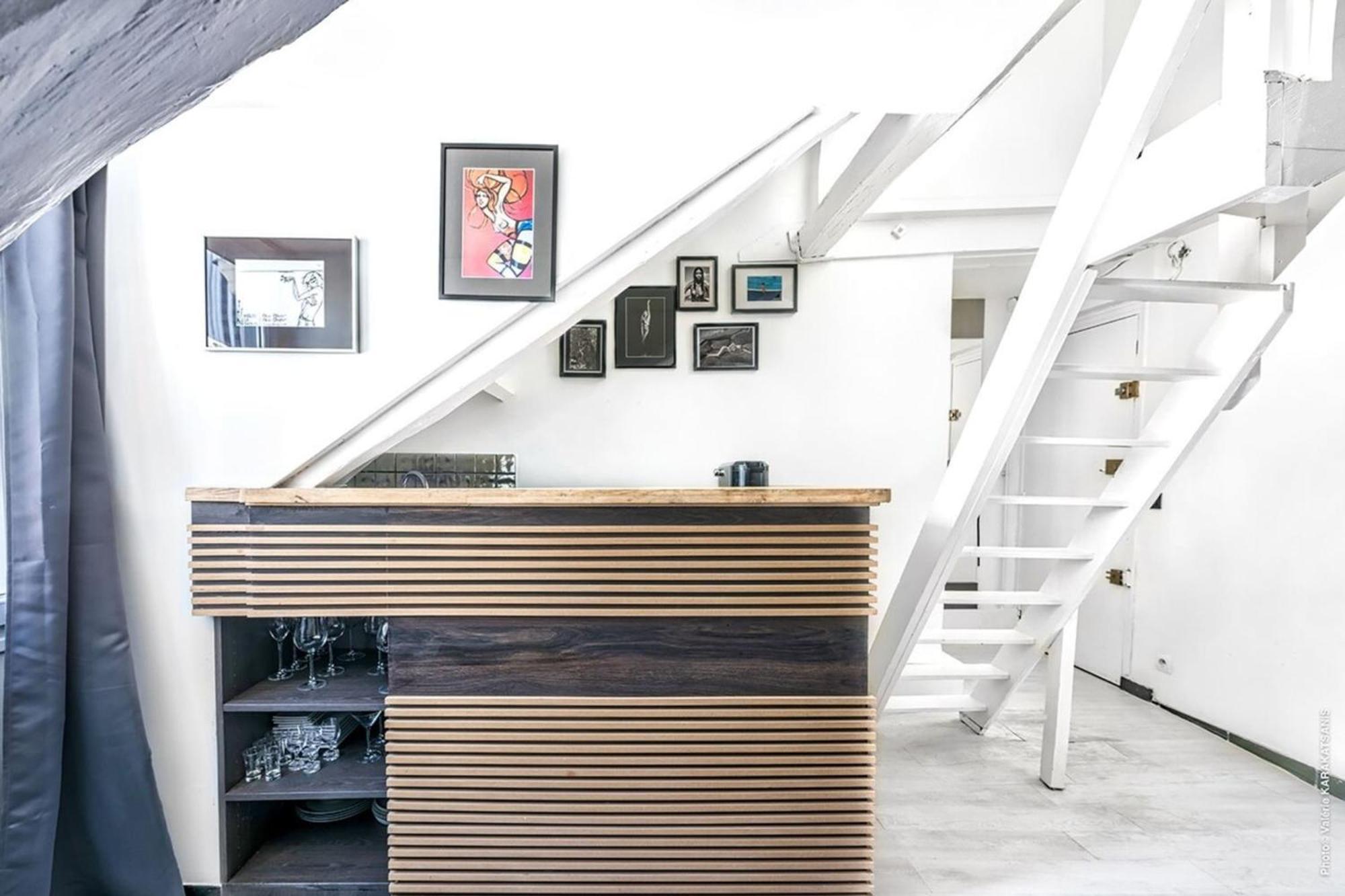 De La Gaîté , Montparnasse Appartement *