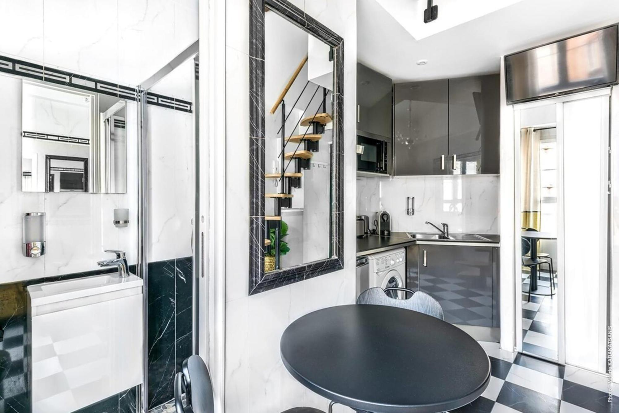 Colisee - Champs Elysees Apartment