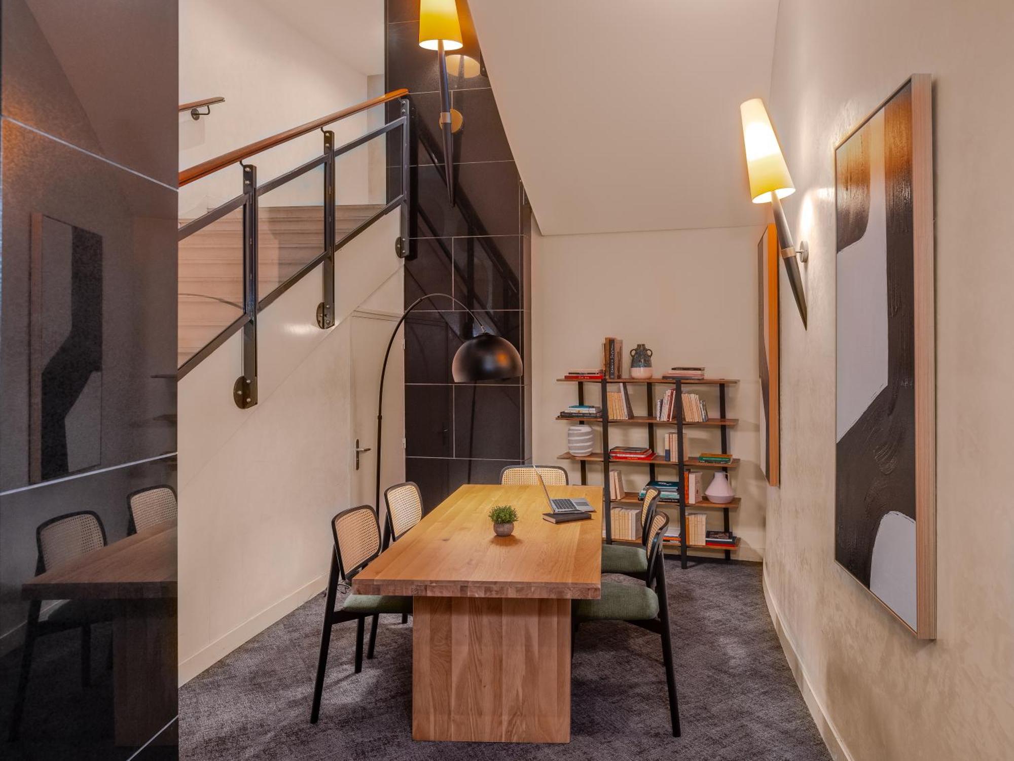 Hotel Mercure Gare Montparnasse Tgv 4*