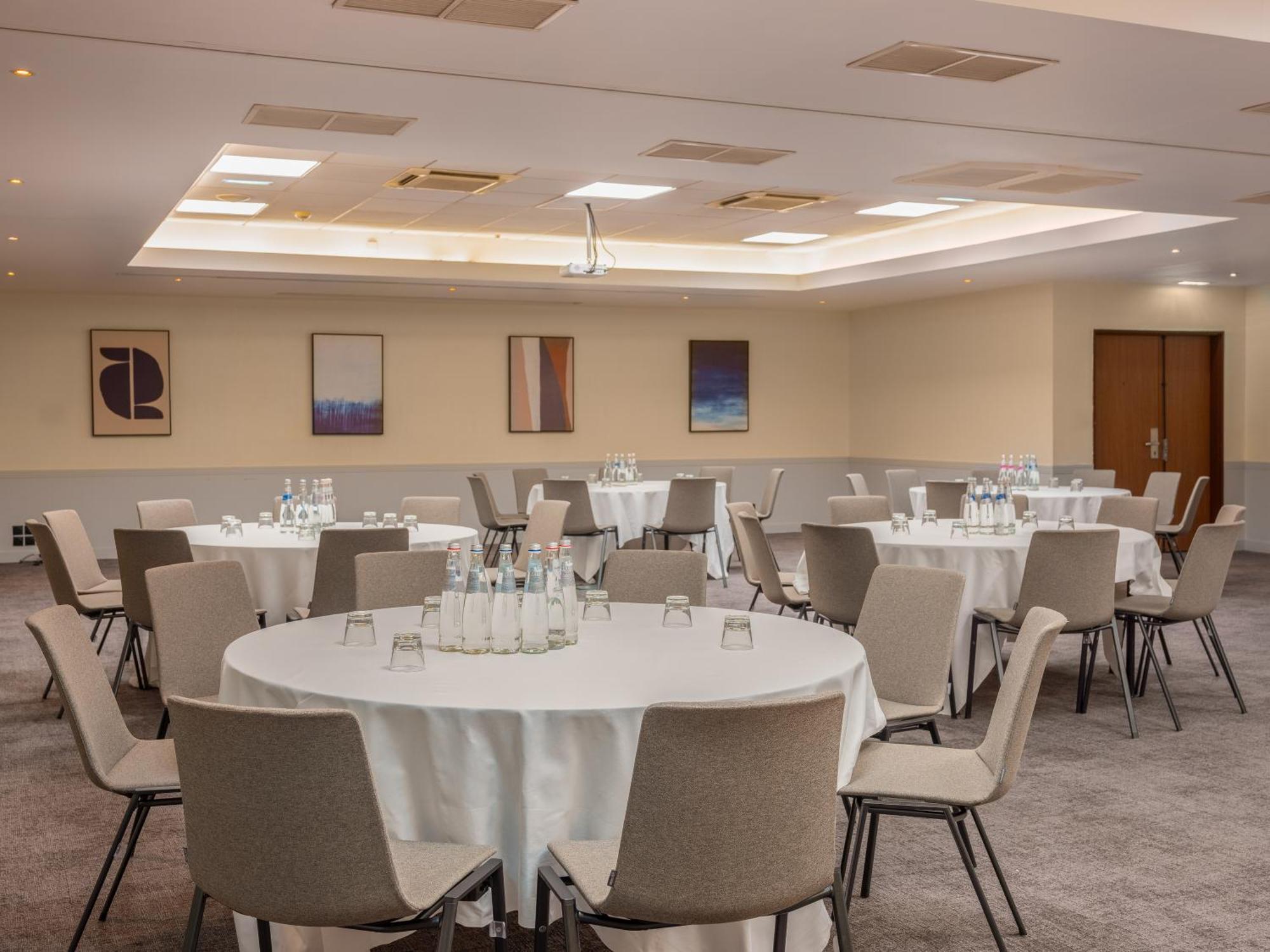 Hotel Mercure Gare Montparnasse Tgv Paris
