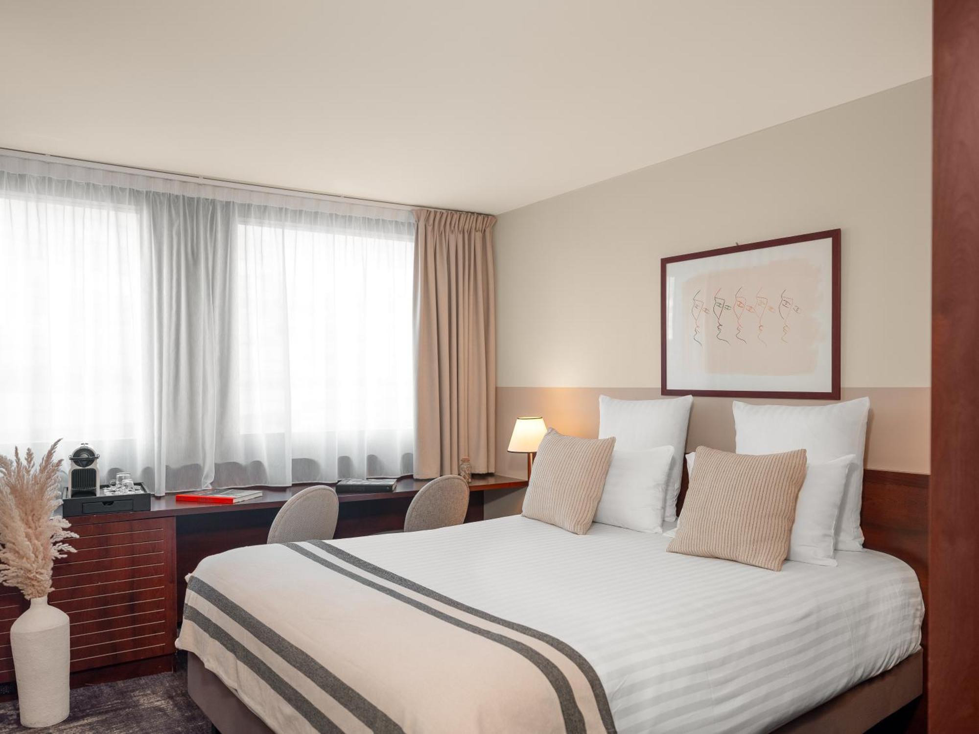 Mercure Gare Montparnasse Tgv 4* Paris