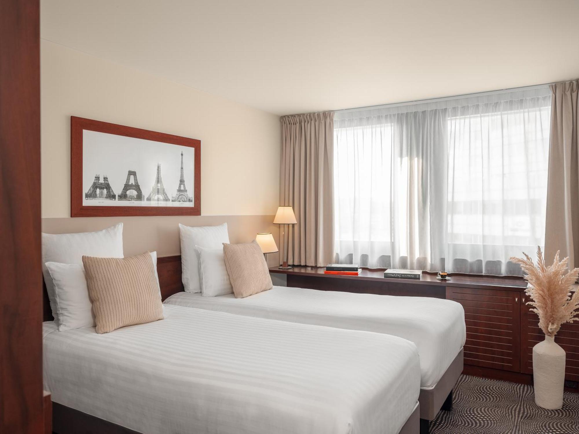 Mercure Gare Montparnasse Tgv Hotel 4*