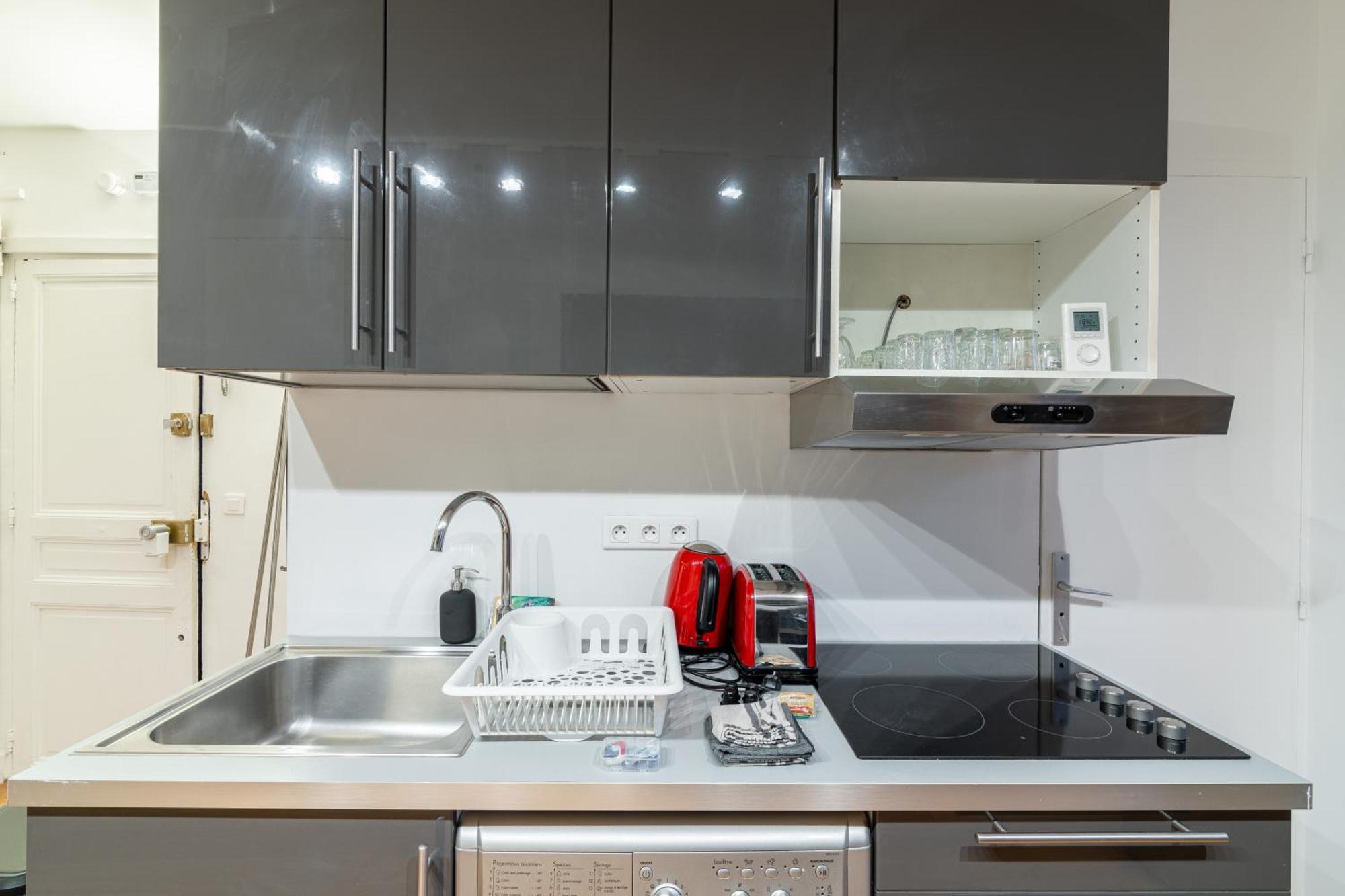 Luxurious 1 Bedroom Tour Eiffel Saint Dominique Free Netflix *