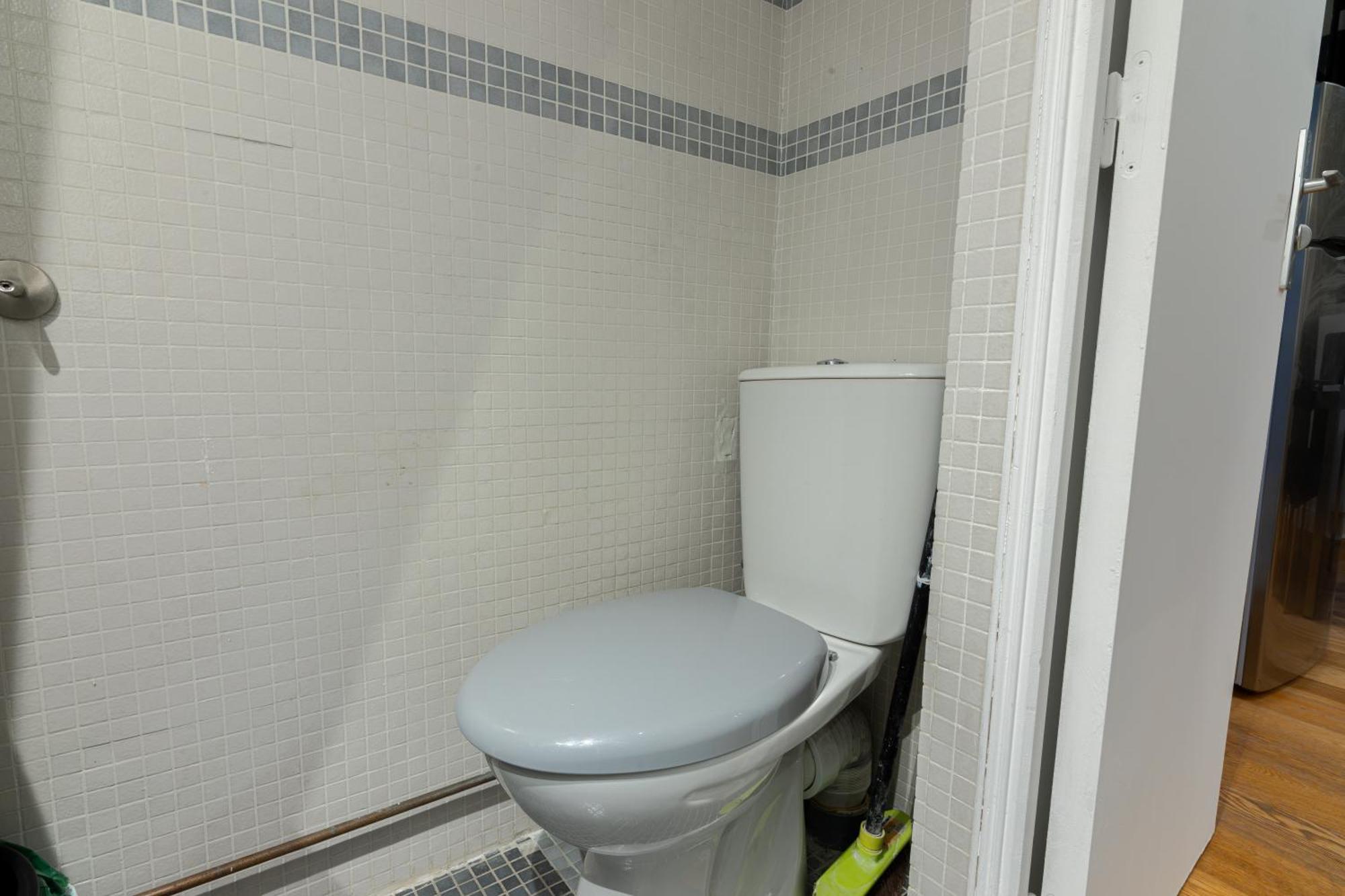 Luxurious 1 Bedroom Tour Eiffel Saint Dominique Free Netflix Paris
