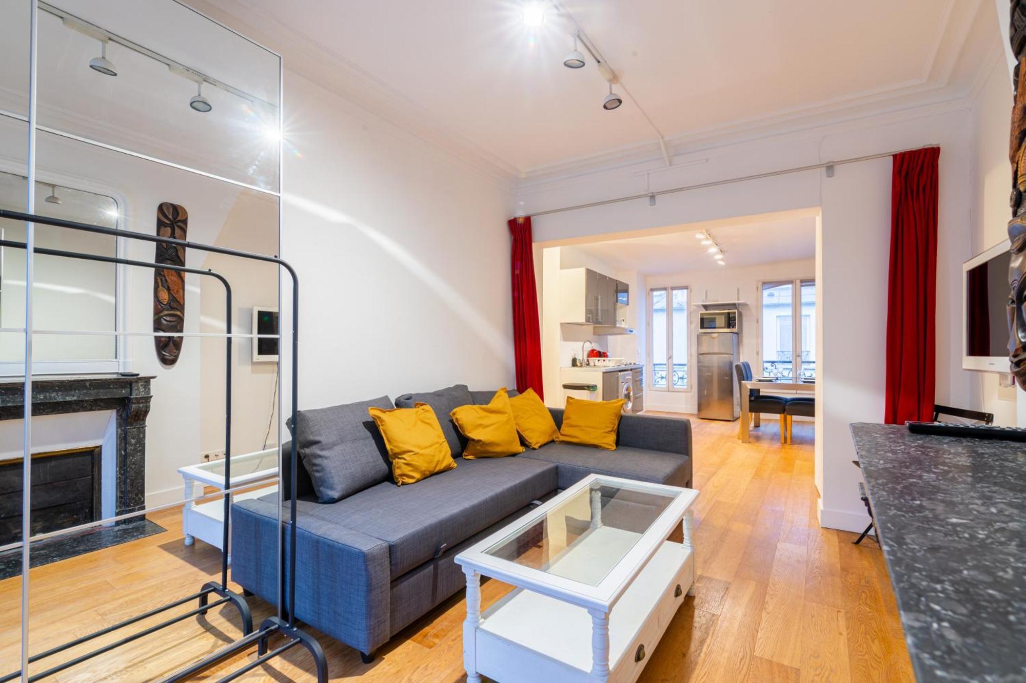 Apartment Luxurious 1 Bedroom Tour Eiffel Saint Dominique Free Netflix