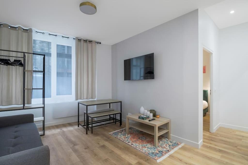Appartement 02.appart 4pers#1 Bedroom#pigalle#opera#paris 9 *