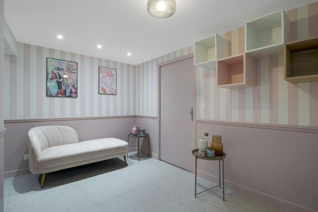 02.appart 4pers#1 Bedroom#pigalle#opera#paris 9 Paris