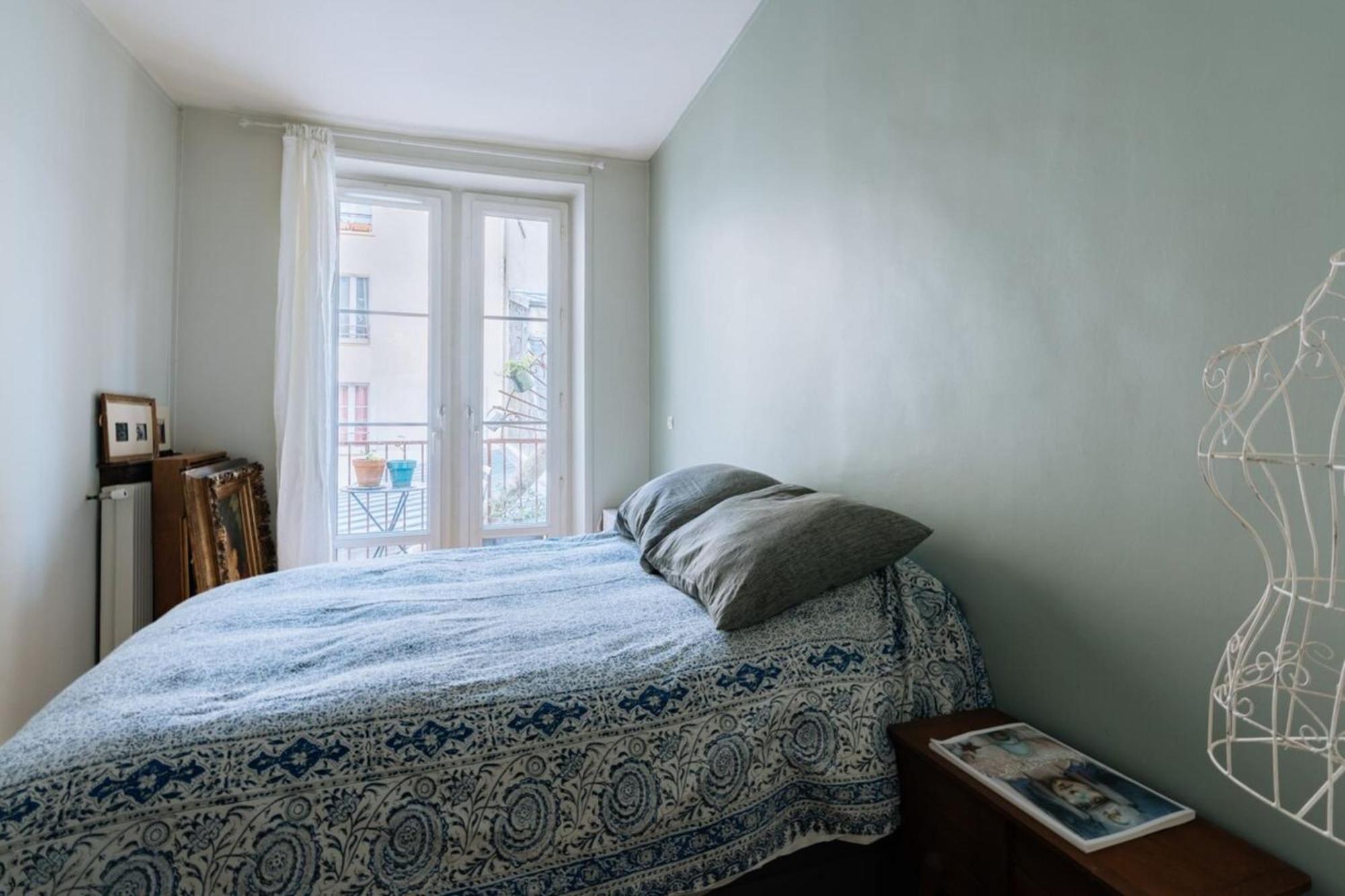 Apartment & Peaceful For 5 Republique! Paris