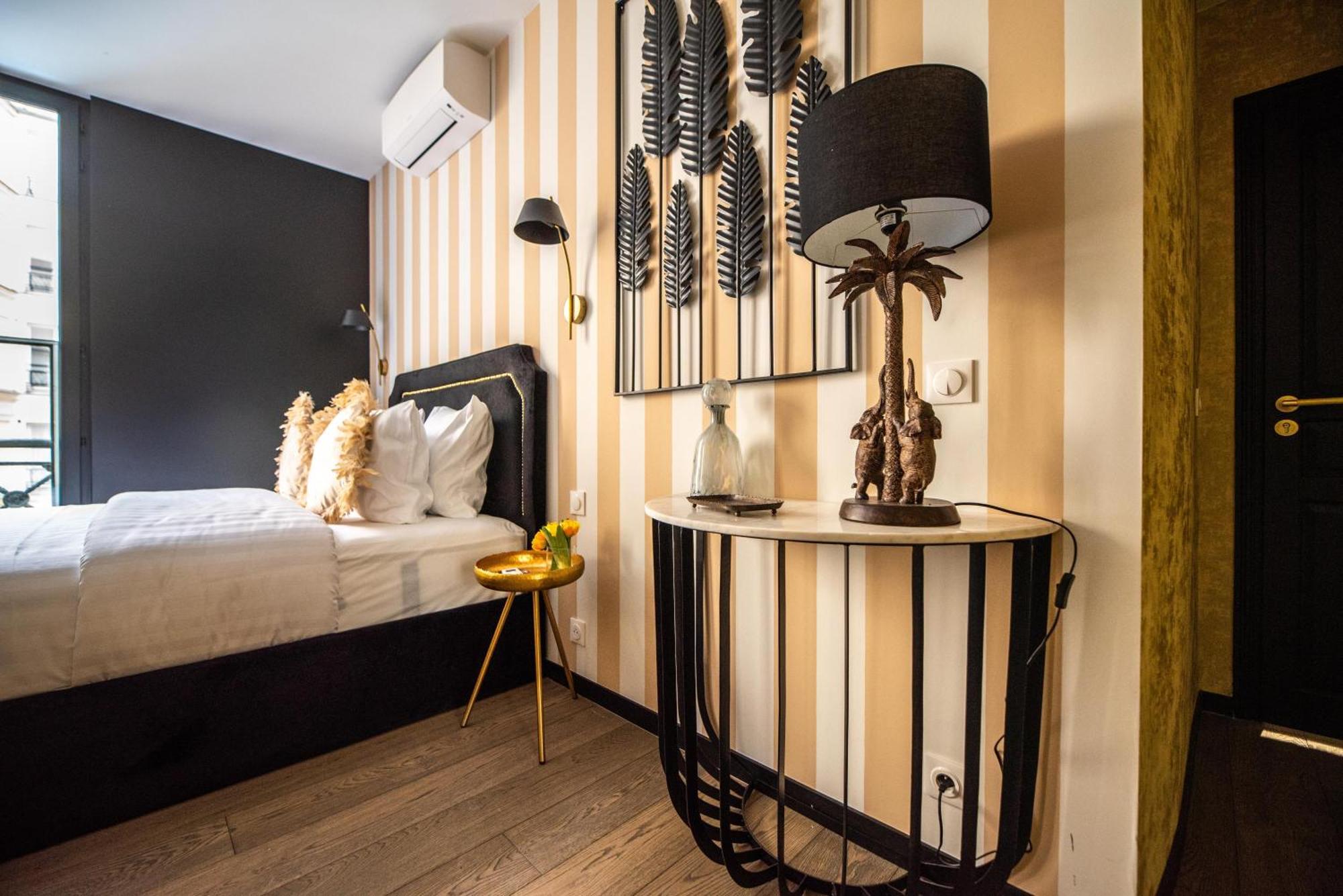 Monsieur Montmartre - Moulin Rouge Apartamento
