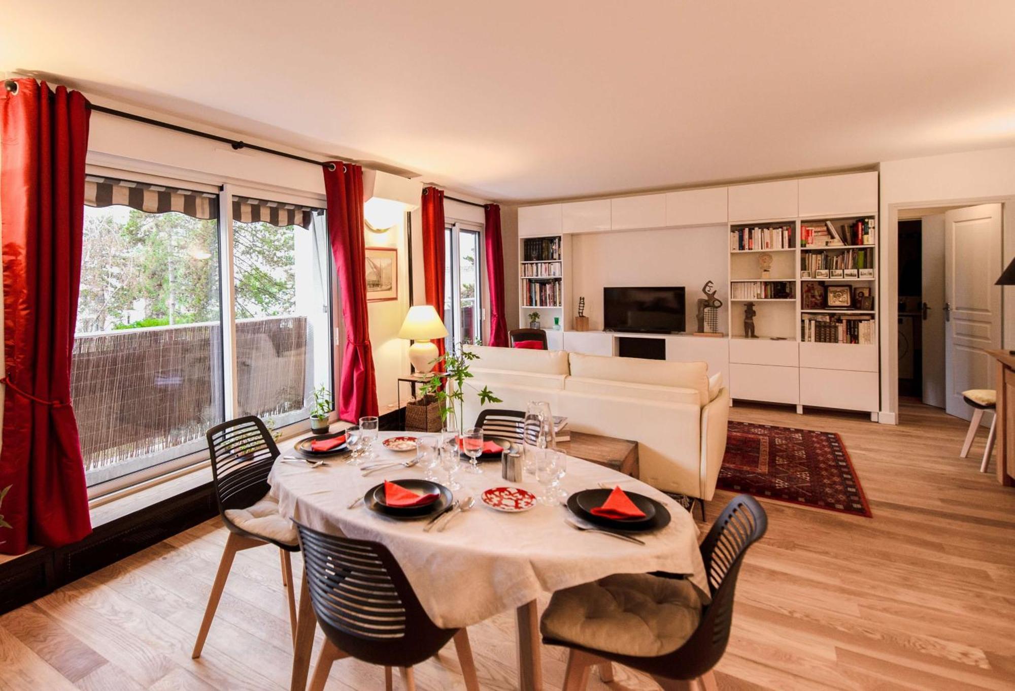 Paris-daumesnil - Grand 2 Pieces 4 Etoiles De Charme Sur Jardin - 61m2, Pour 4p - Large 4 Star Charming 1 Bedroom For 4 With Ac Apartamento *