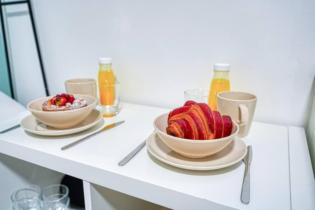 Apartment Proche Wagram - Gourgaud - Ii *