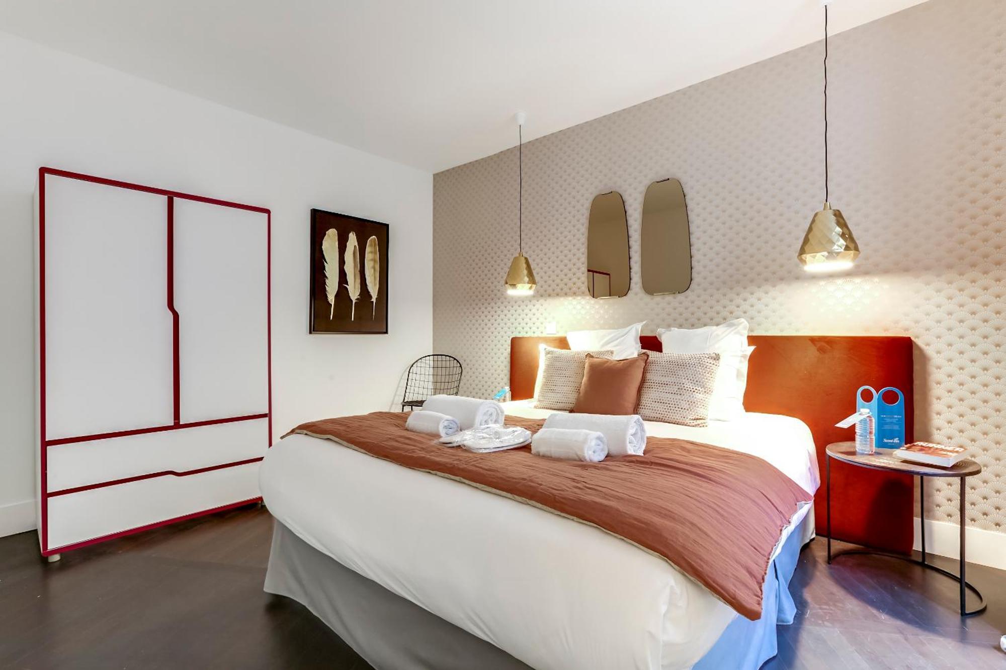 Sweett - Place De L'etoile Appartement *