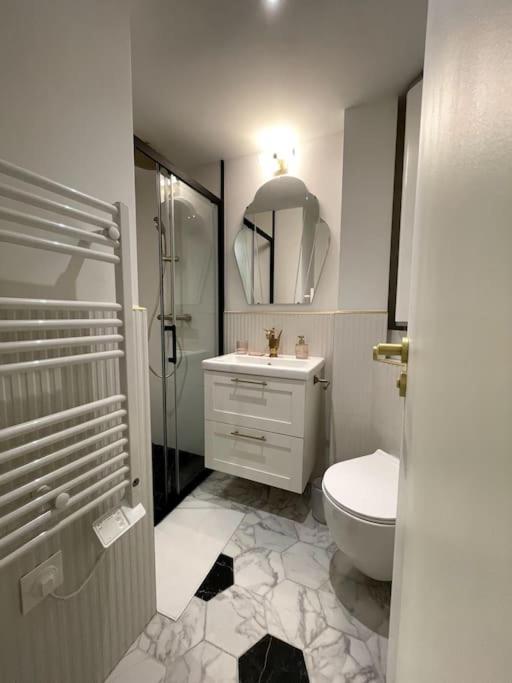 Chic Dans Le Centre De Apartment *
