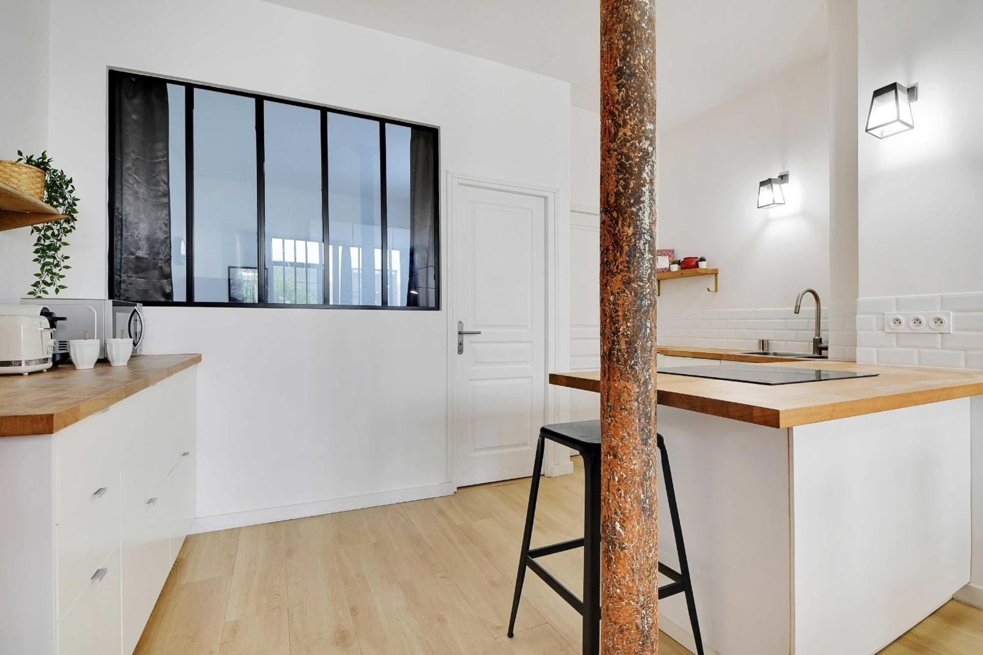 Apartment Near Republique Paris