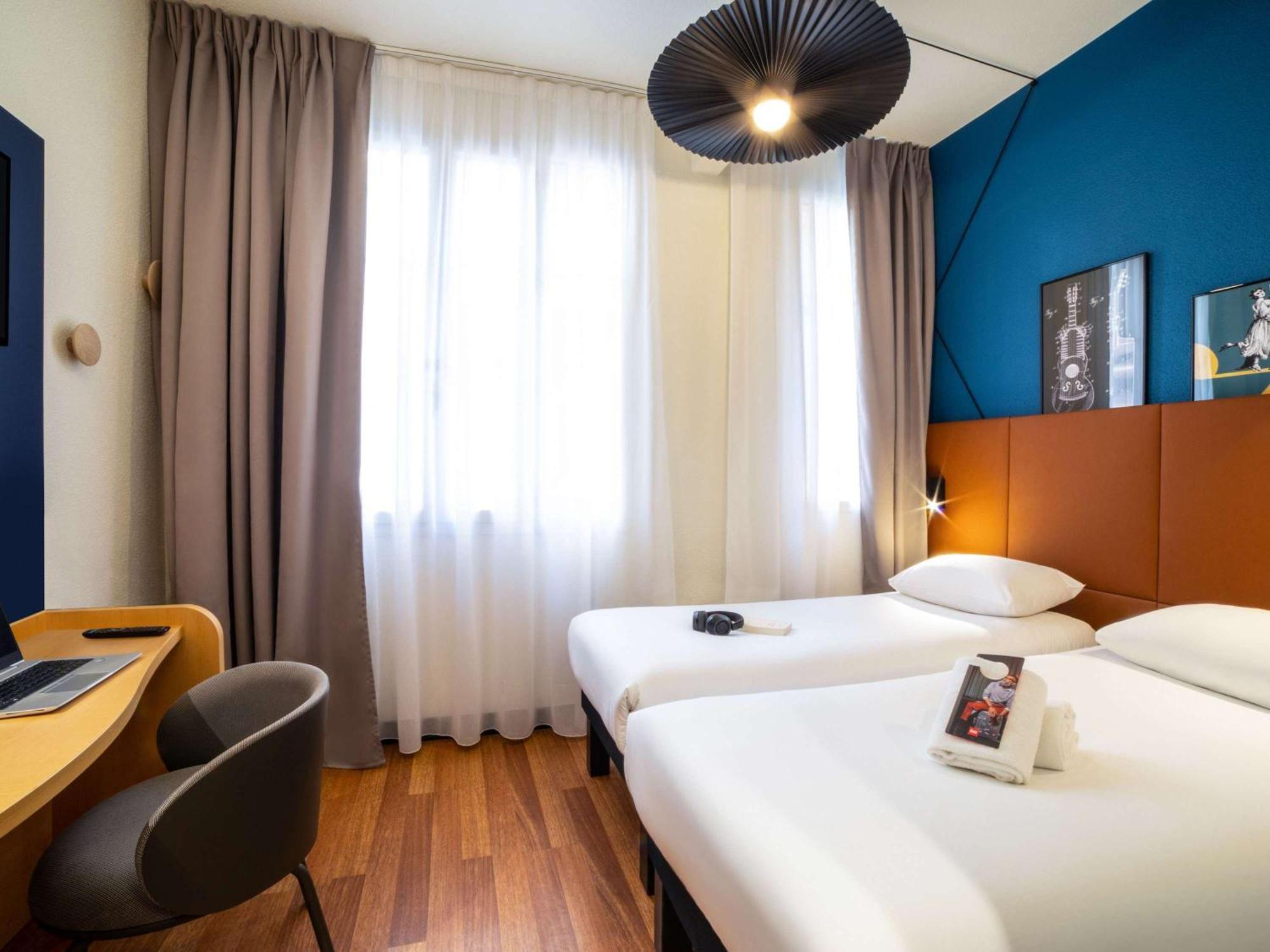 Hotel Ibis Ornano Montmartre Nord 18eme