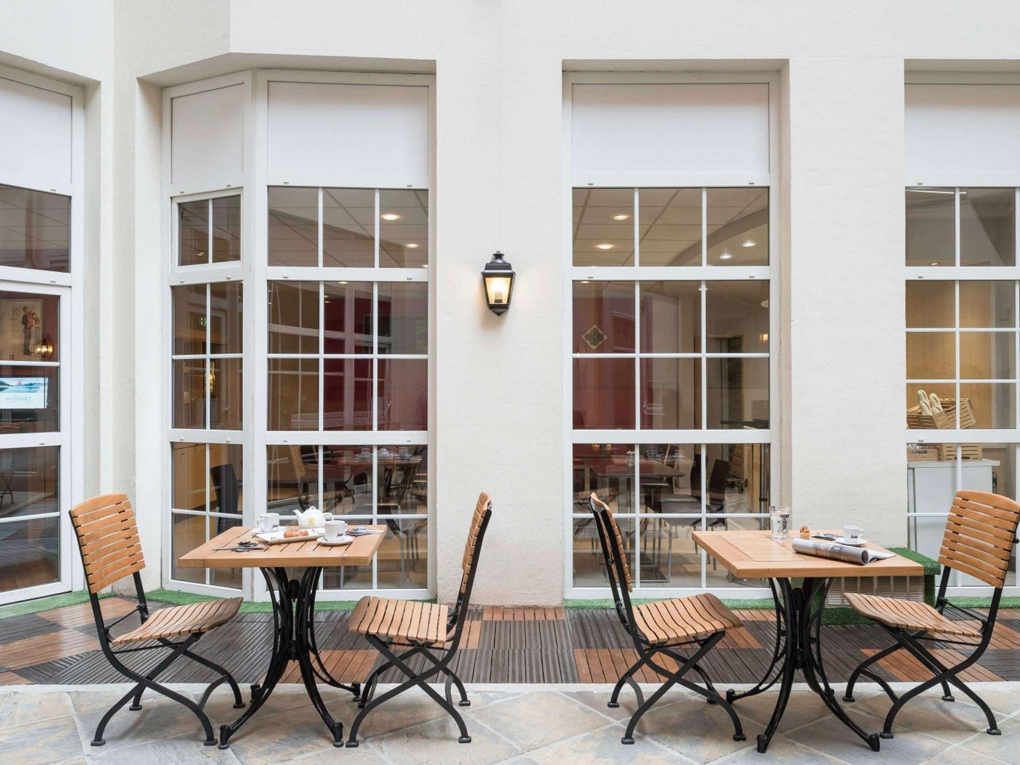 Hotel Ibis Ornano Montmartre Nord 18eme