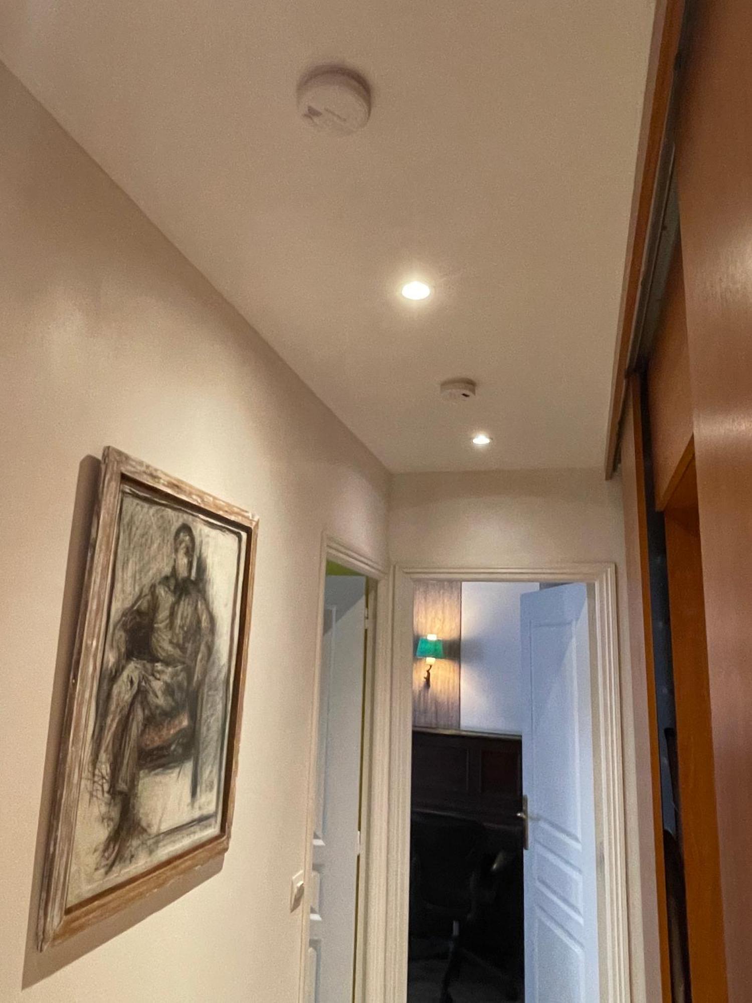 Apartment Red Flat