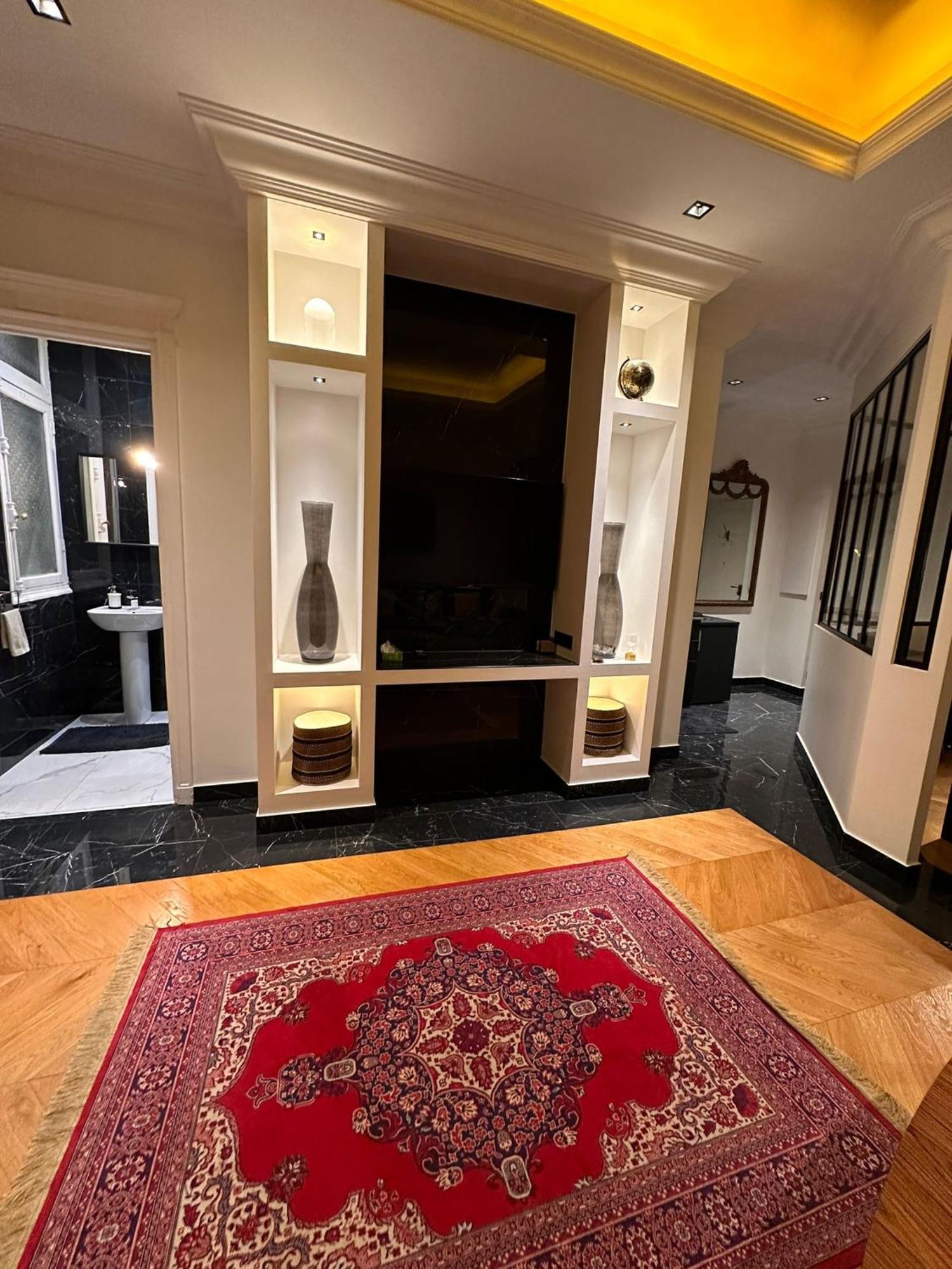 Cosy Sur Les Champs-elysées Appartement Paris