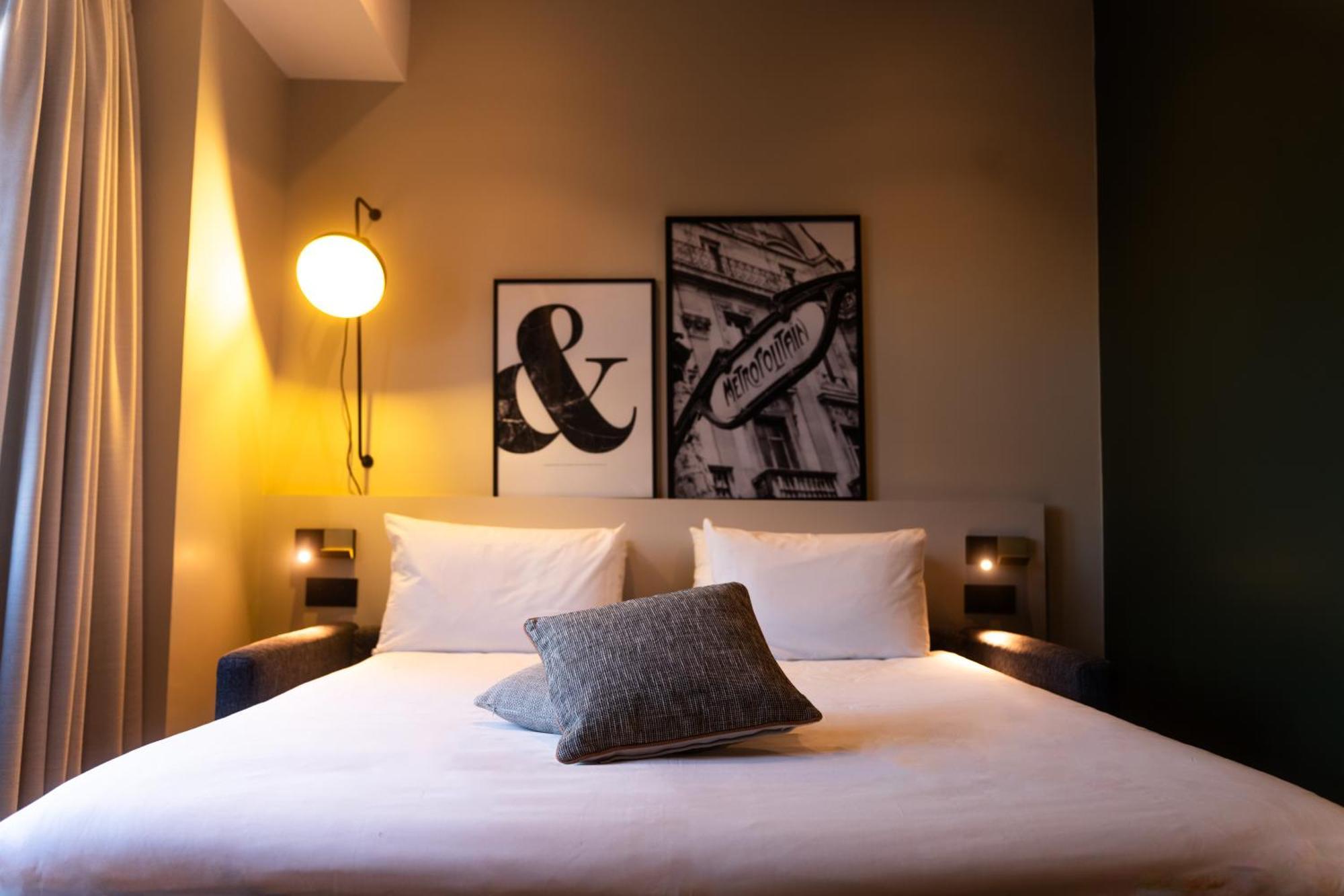 Mercure Tour Eiffel Pont Mirabeau Hotel Paris