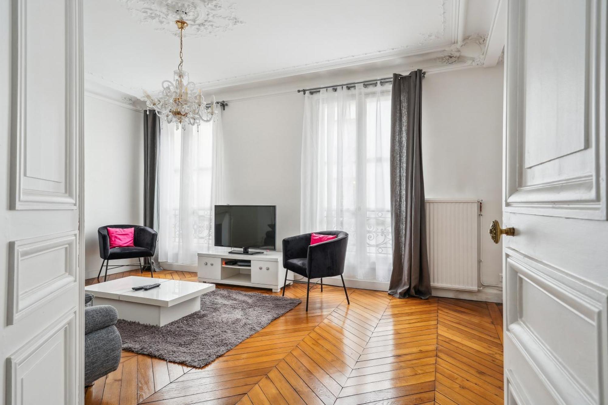 Luxury La Tour