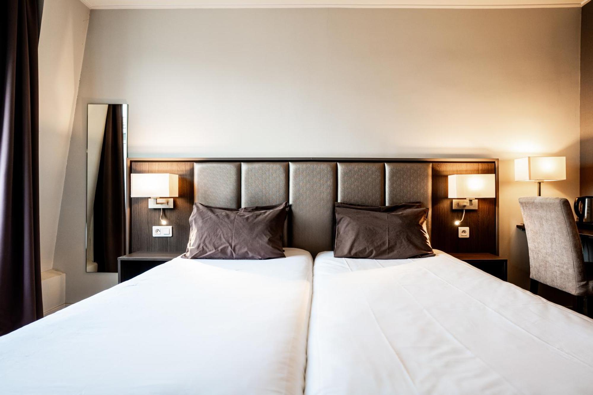 Hotel De Flore 3*