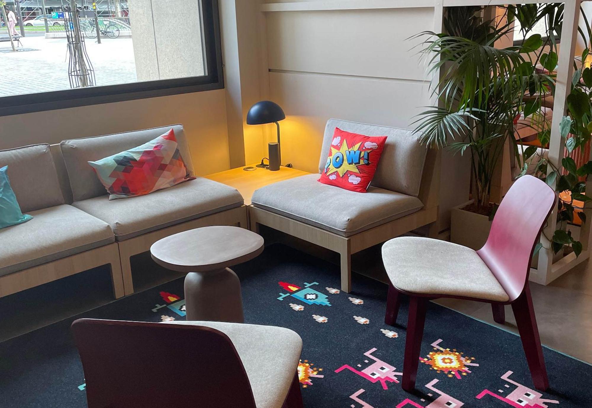 17 Batignolles Hotel Paris