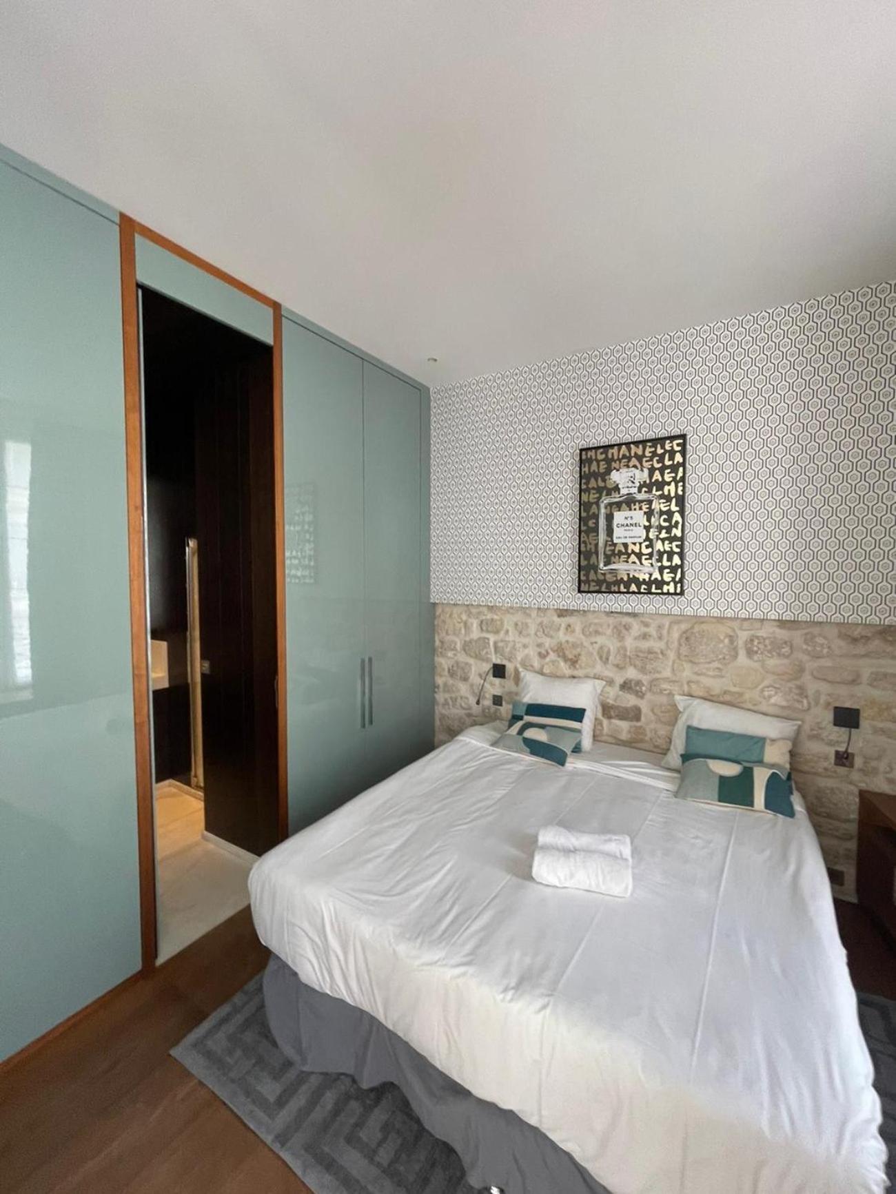 155 - Urban Luxury Flat In Apartment *
