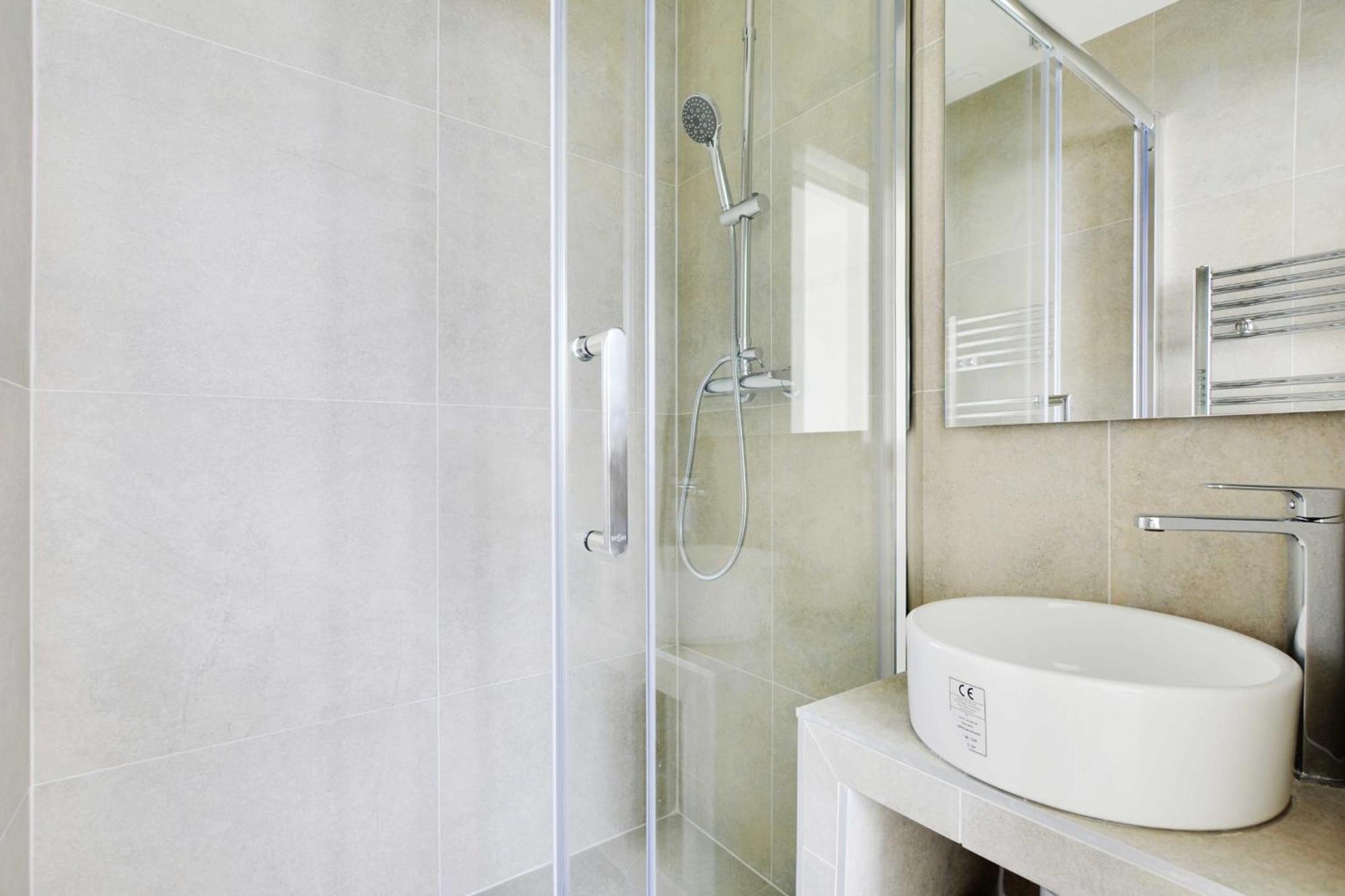 Champs Elysees - Ponthieu Apartment *