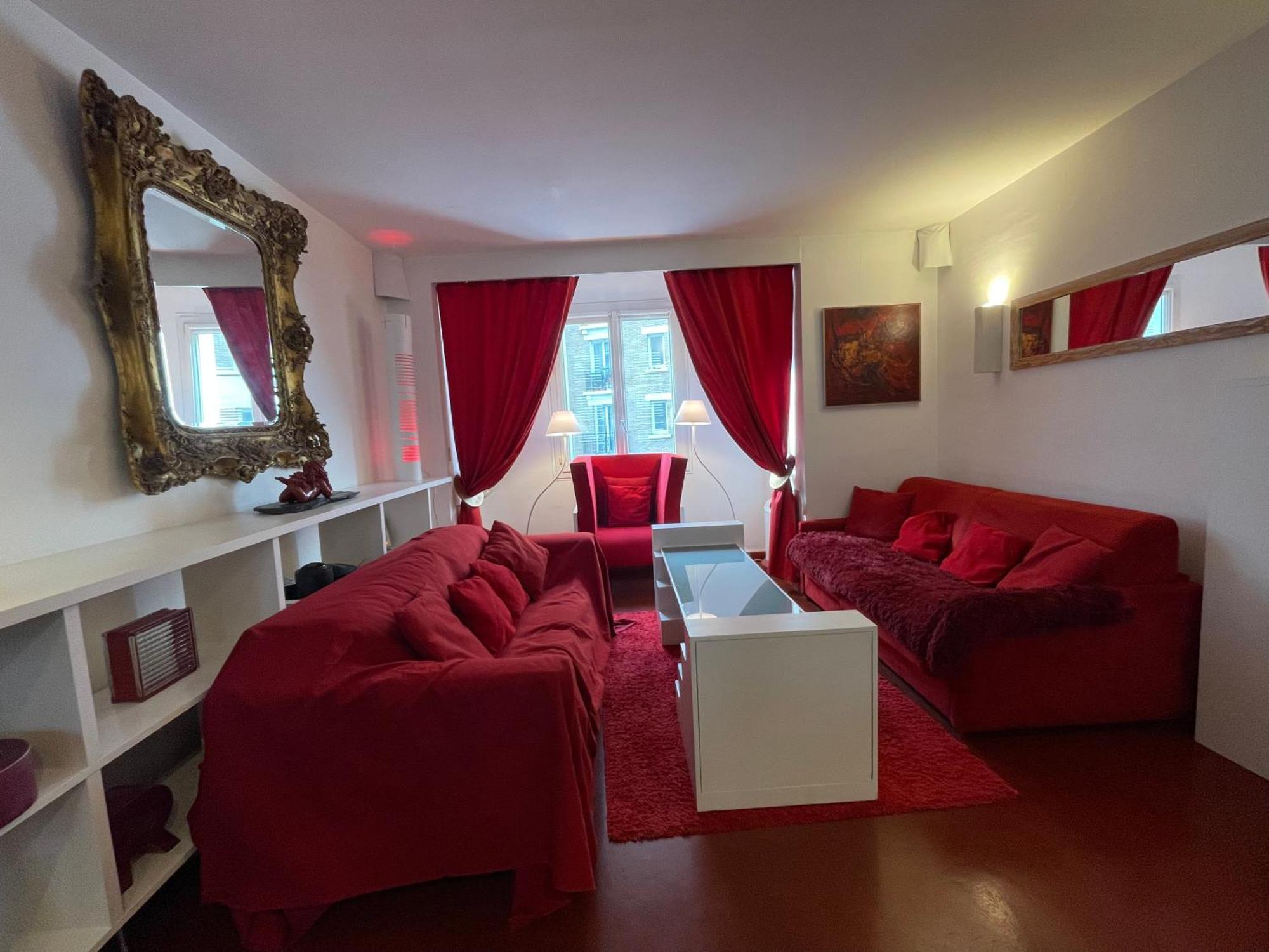 Apartment Red Flat Paris