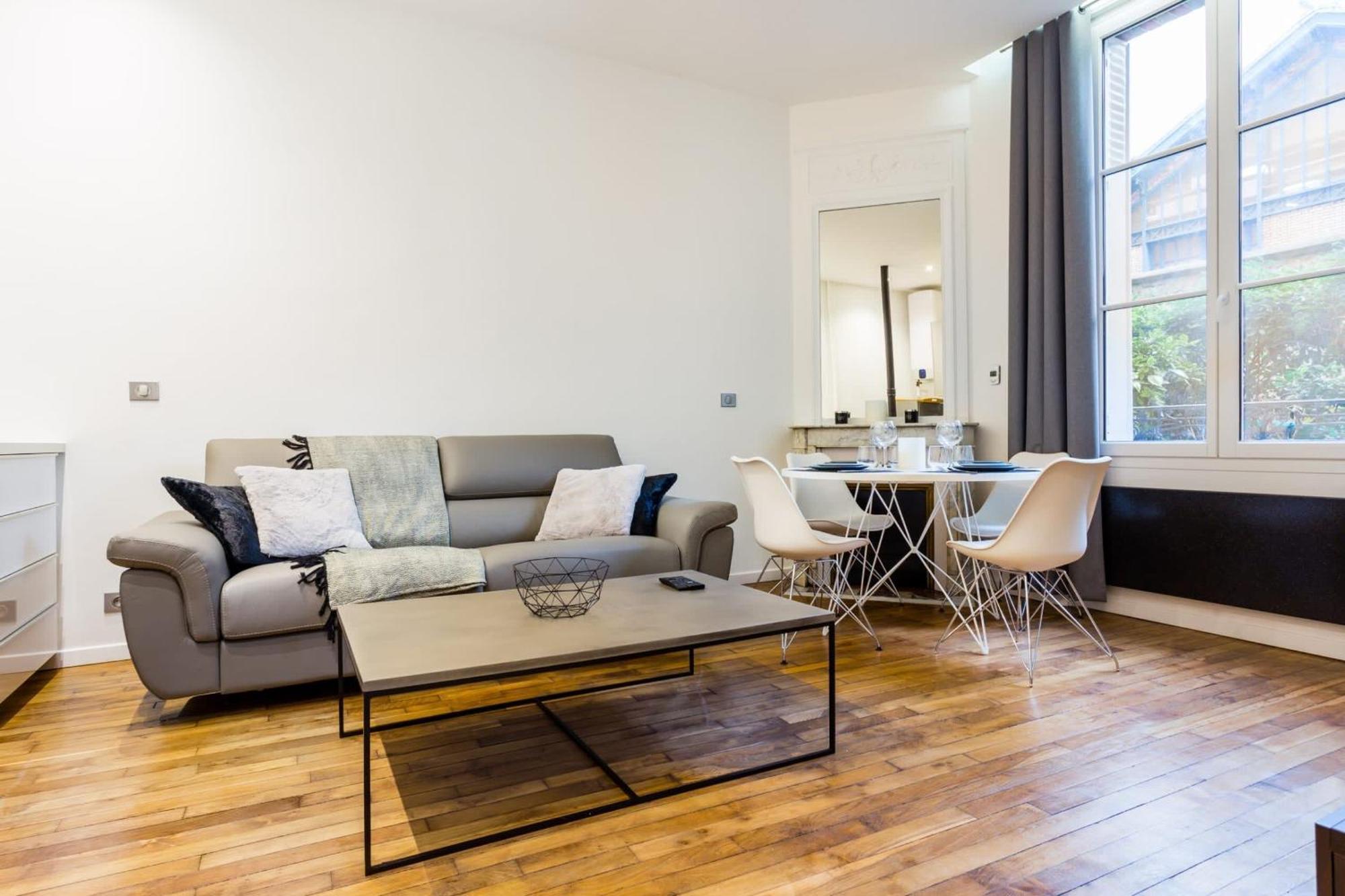 Amazing Apartment- Eiffel Towerconvention Apartment