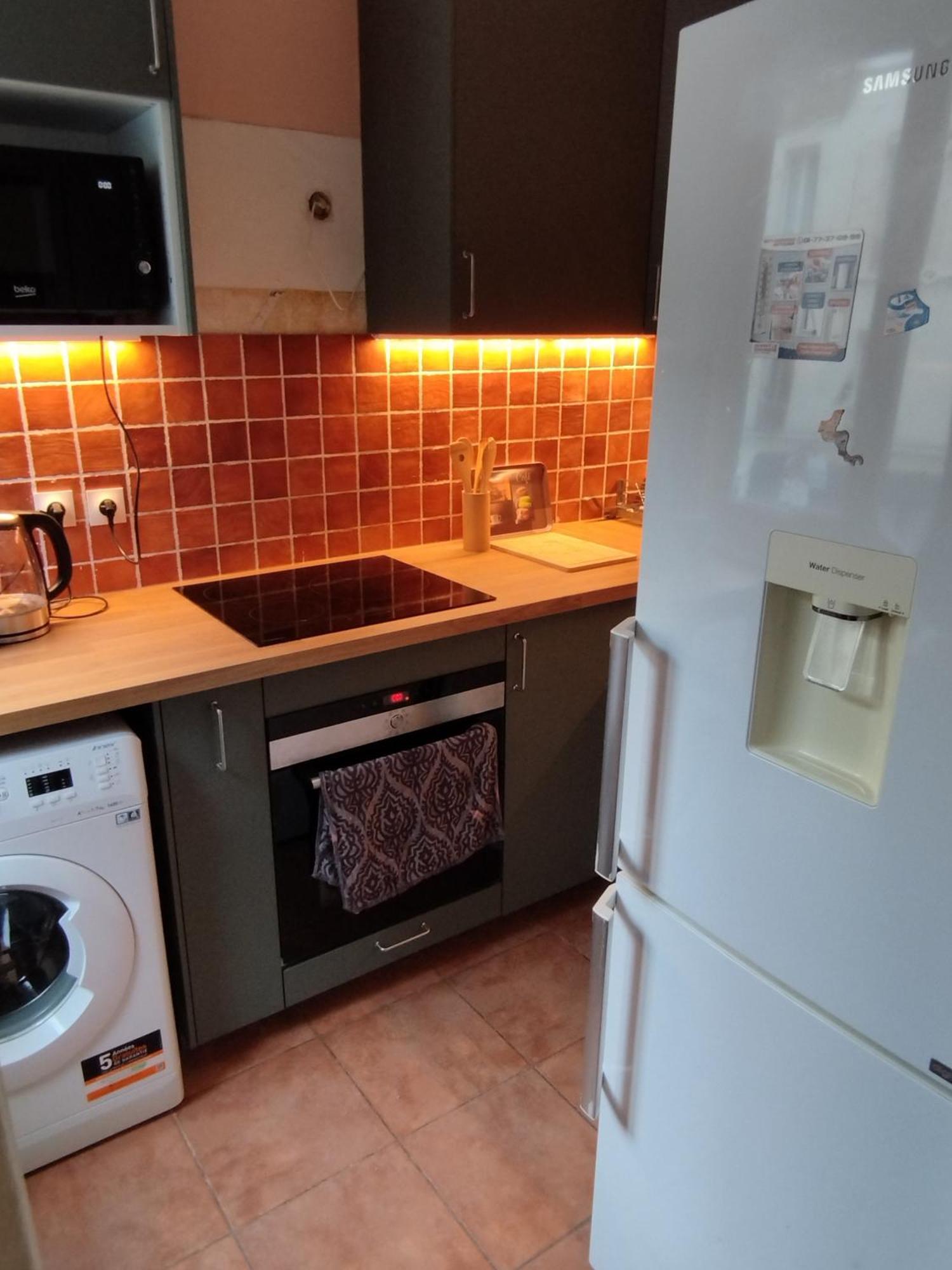 Appartement Superbe Studio Gambetta Paris
