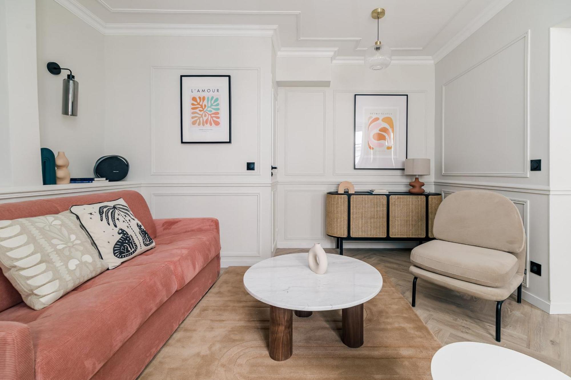 Poetic - Louvre Appartement