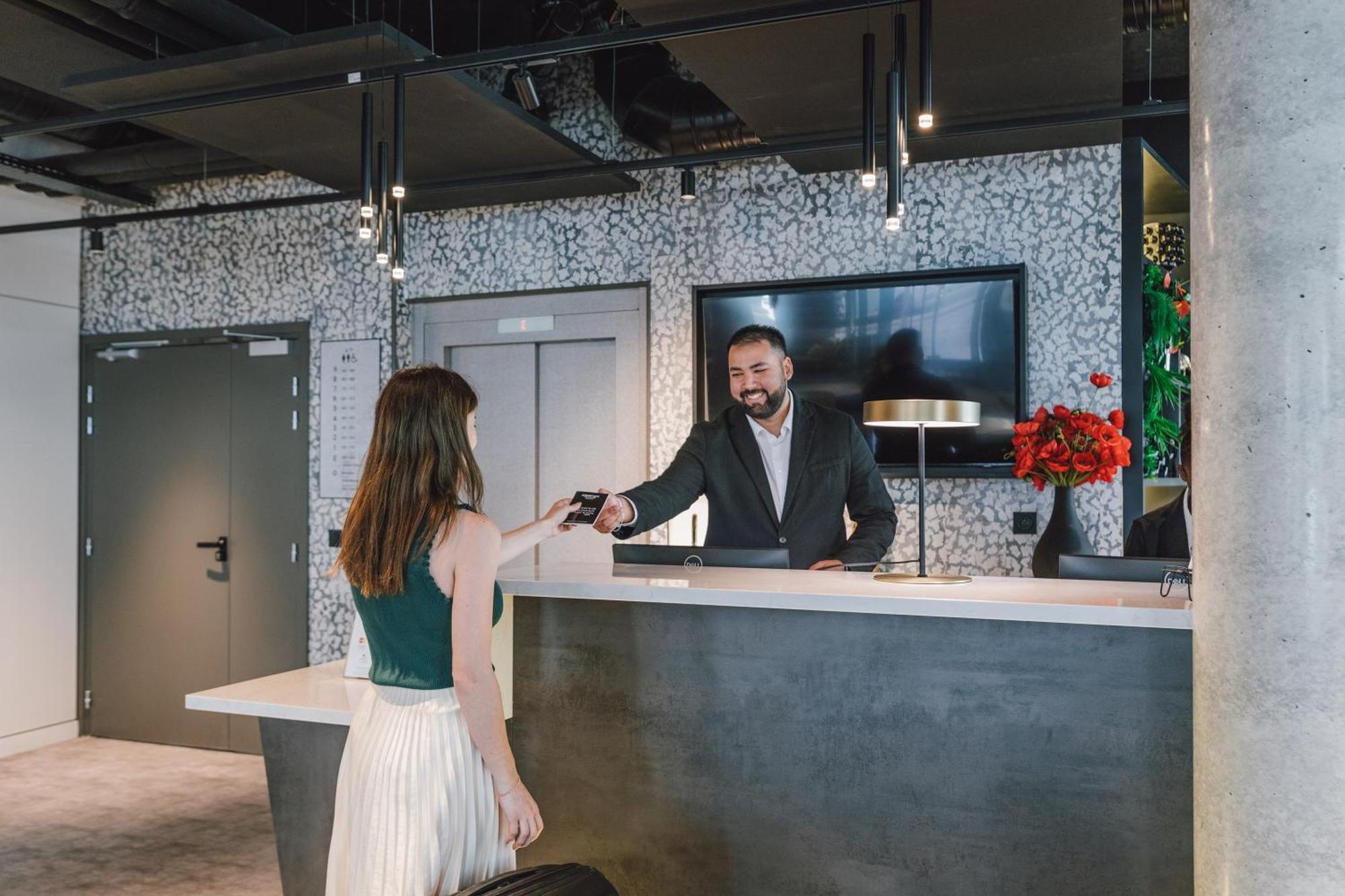 Aparthotel Appart'city Collection Gare De Lyon 4*