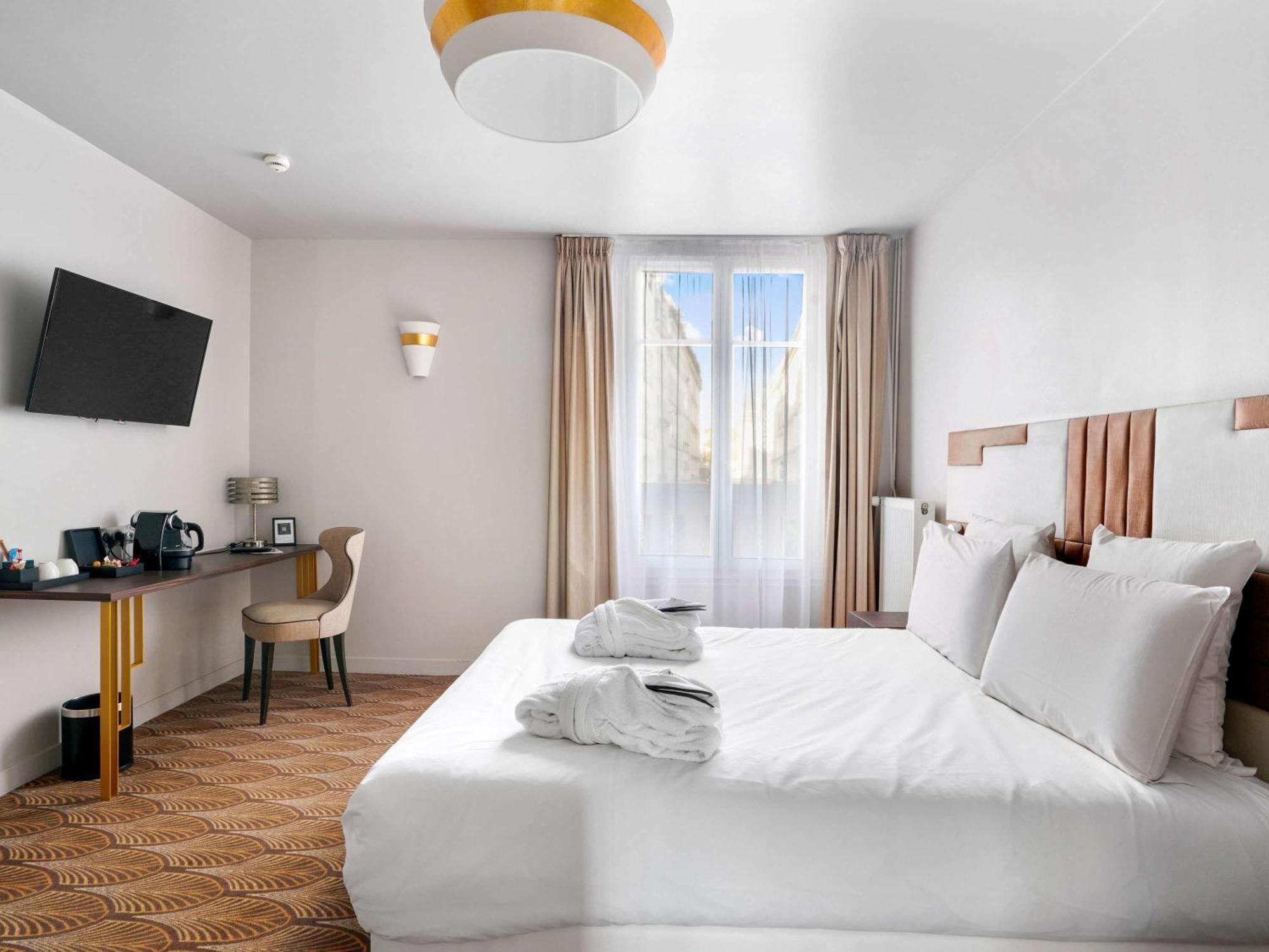 Mercure Opera Faubourg Montmartre 4*