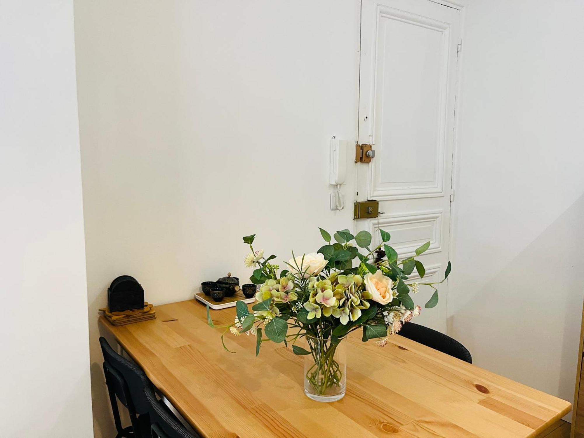 Apartment Dream Dwell Paris-cozy Historic Near Exelmans In 16th District *