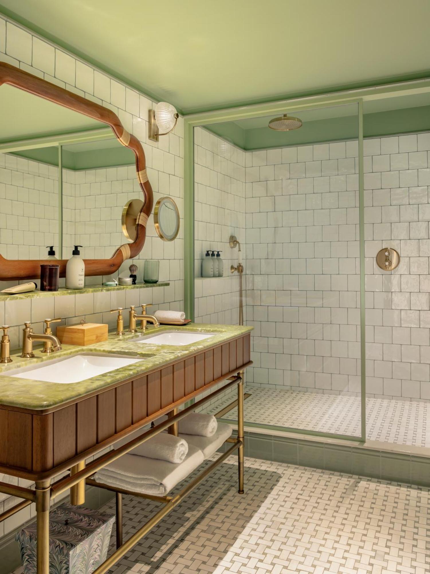 Hotel La Fantaisie Paris
