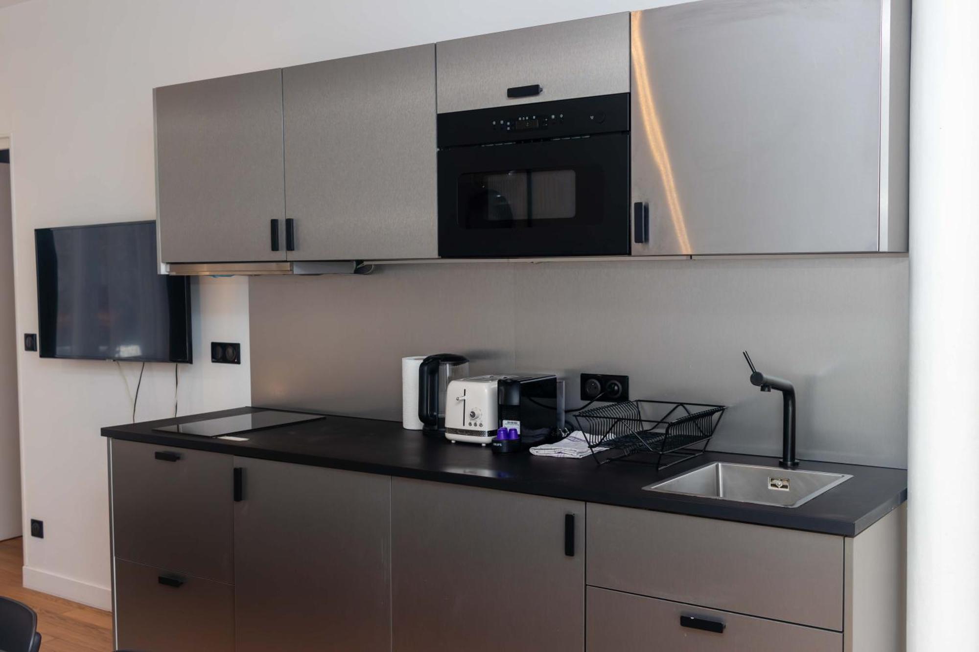 Center Of By Prestige Paris