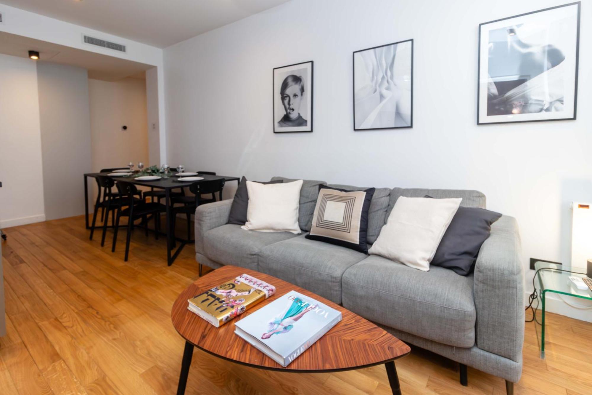 Center Of By Prestige Paris