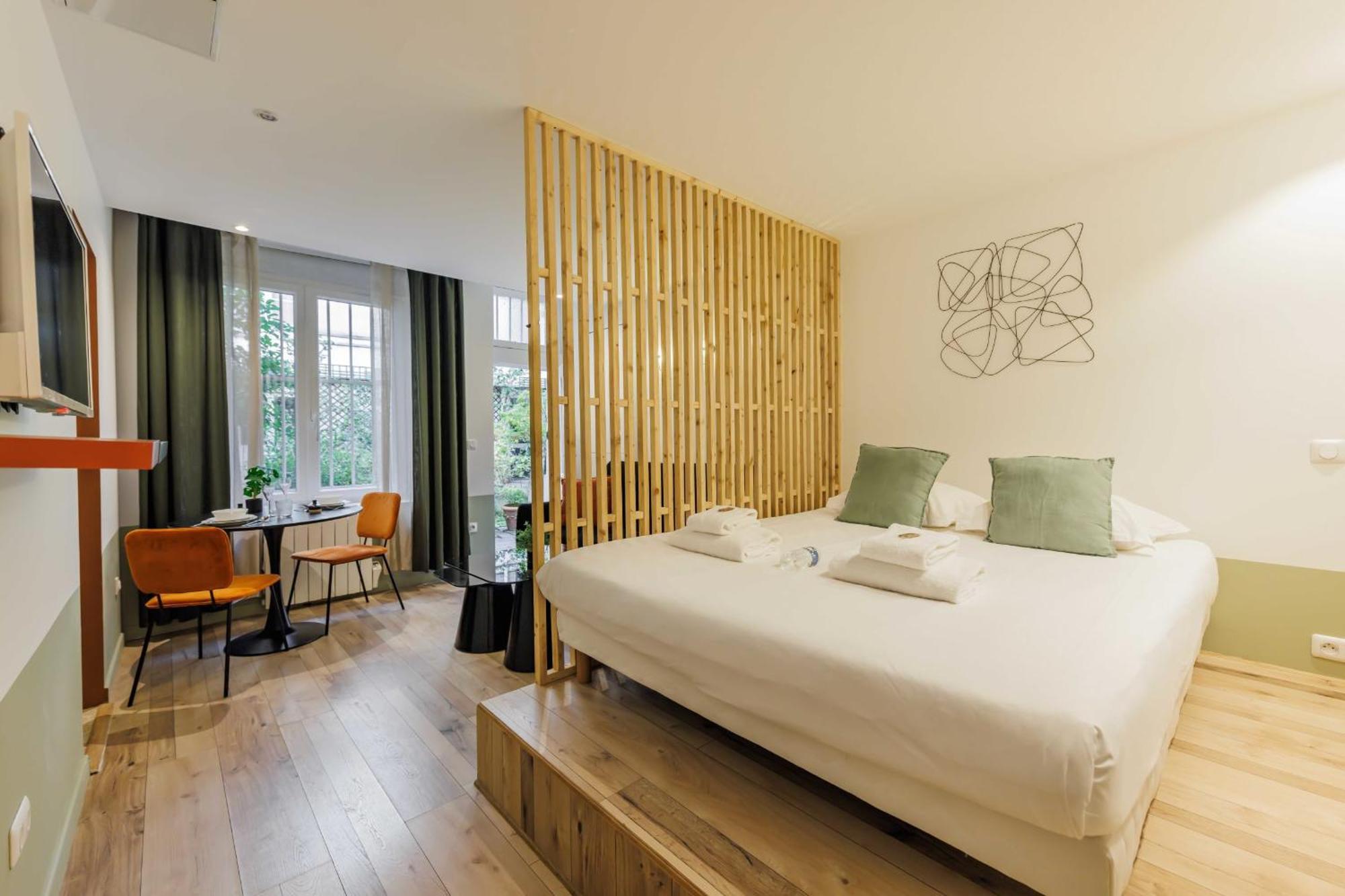 Charming Studio 4p Next To Republique