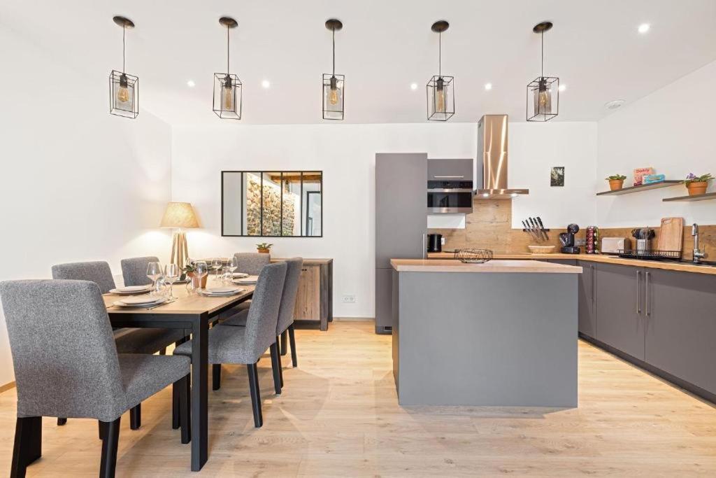 Lux Moderne 95 Square Meter * Paris