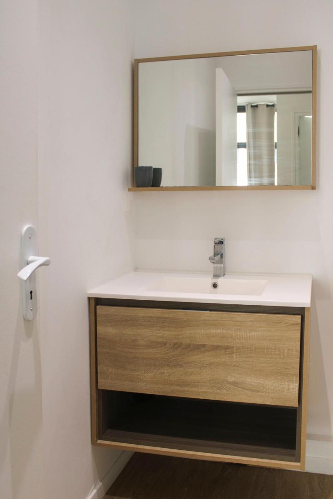 Apartment Spacious Appt Close To Place Monge