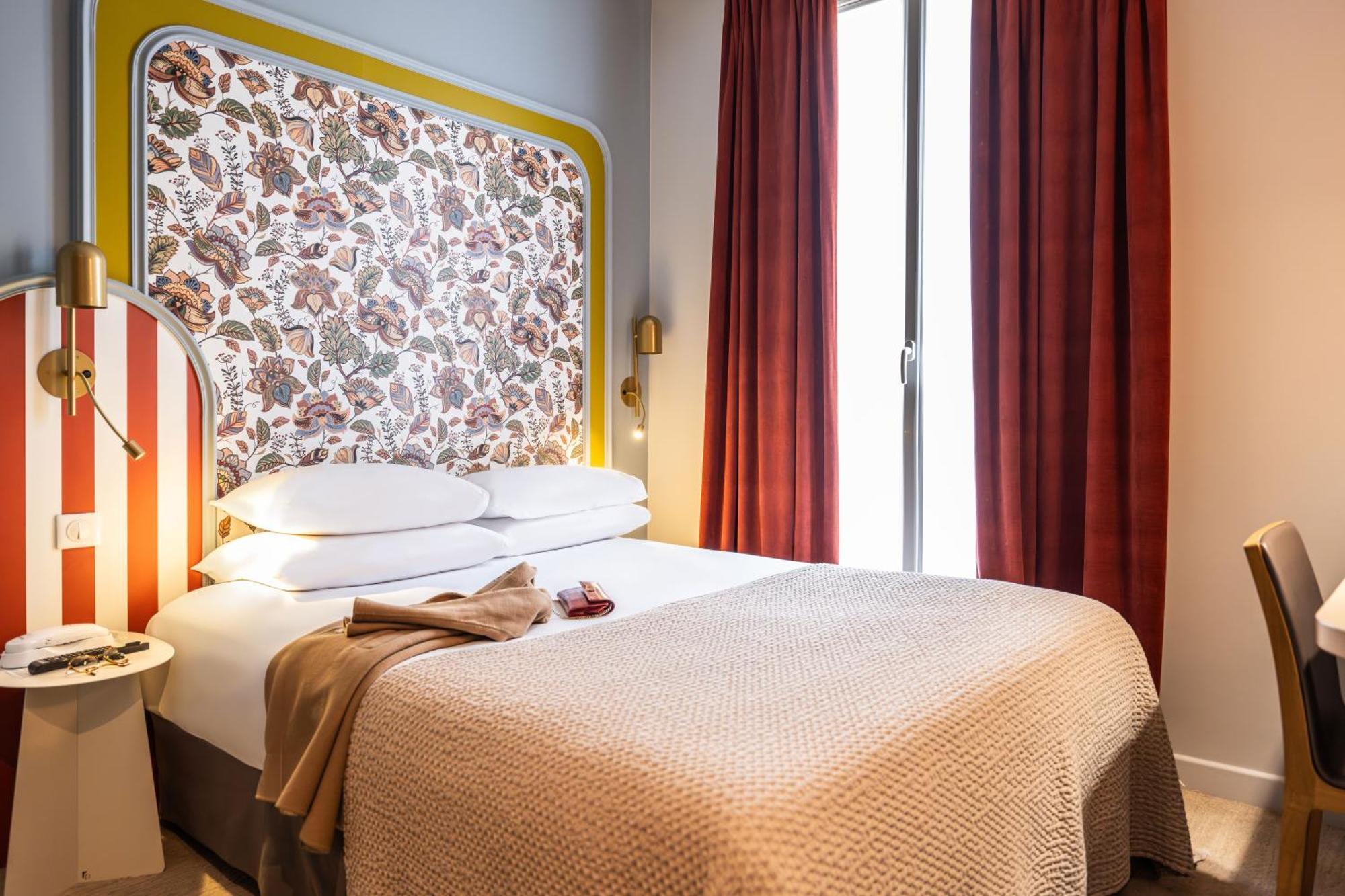 Hotel Mercure Notre Dame Saint Germain Des Prés 4*