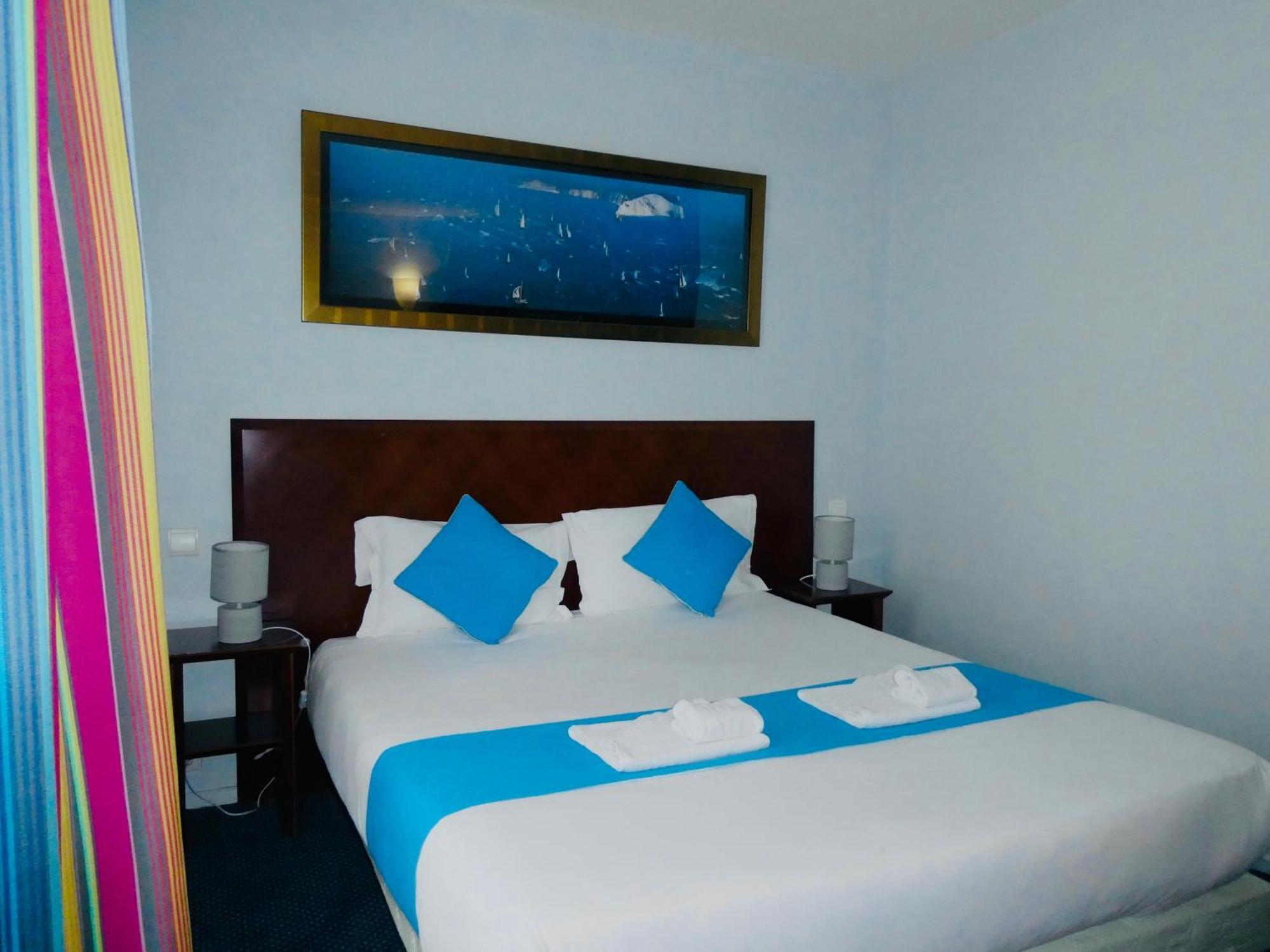 Hotel Bellevue Montmartre 3*