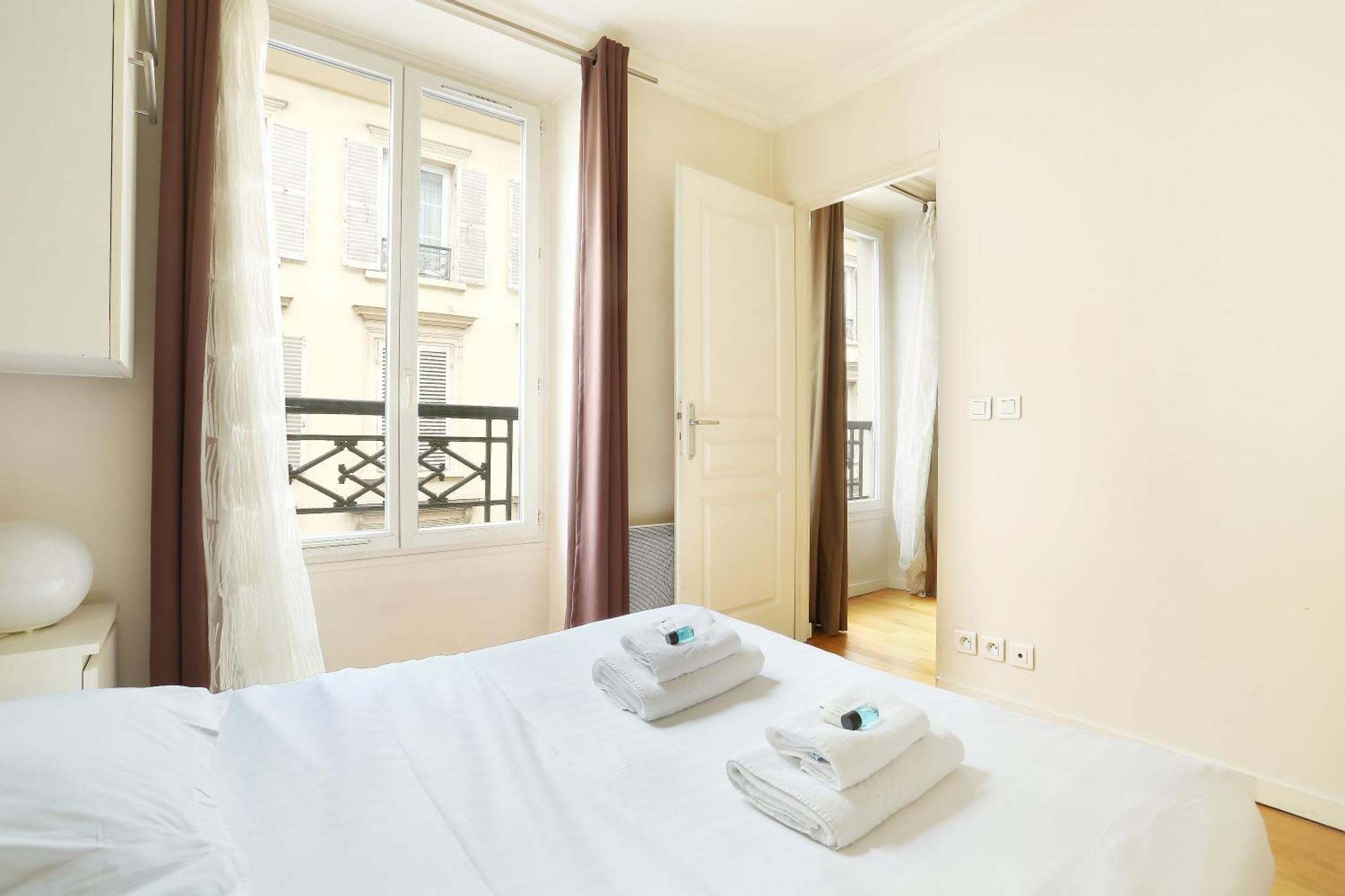 Apartment Pick A Flat's In Batignolles - Rue Biot *