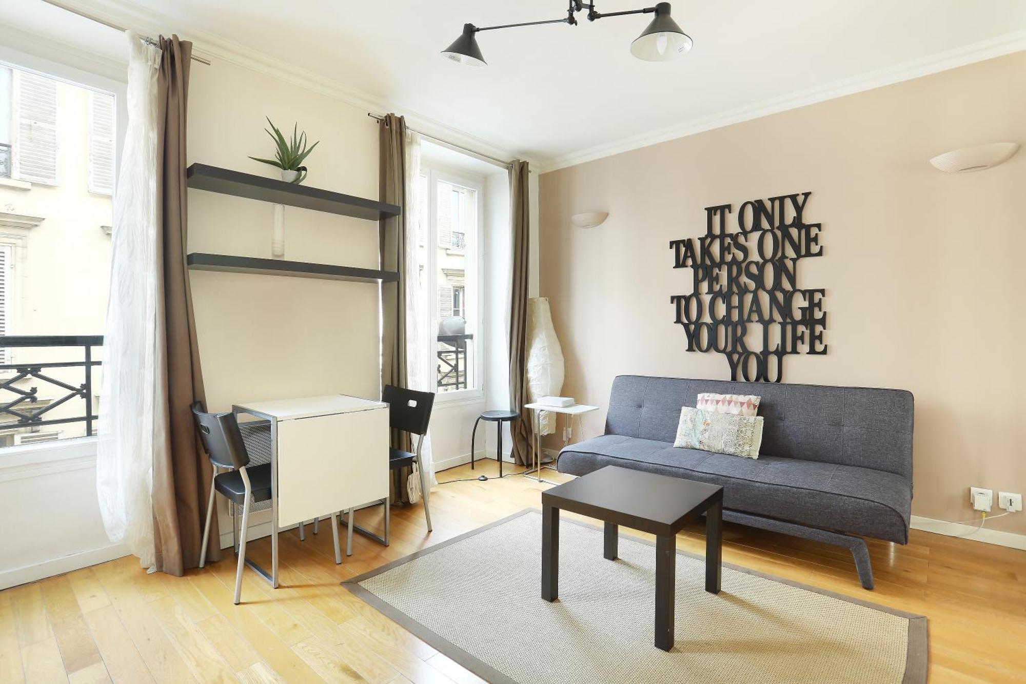 Pick A Flat's In Batignolles - Rue Biot Apartment