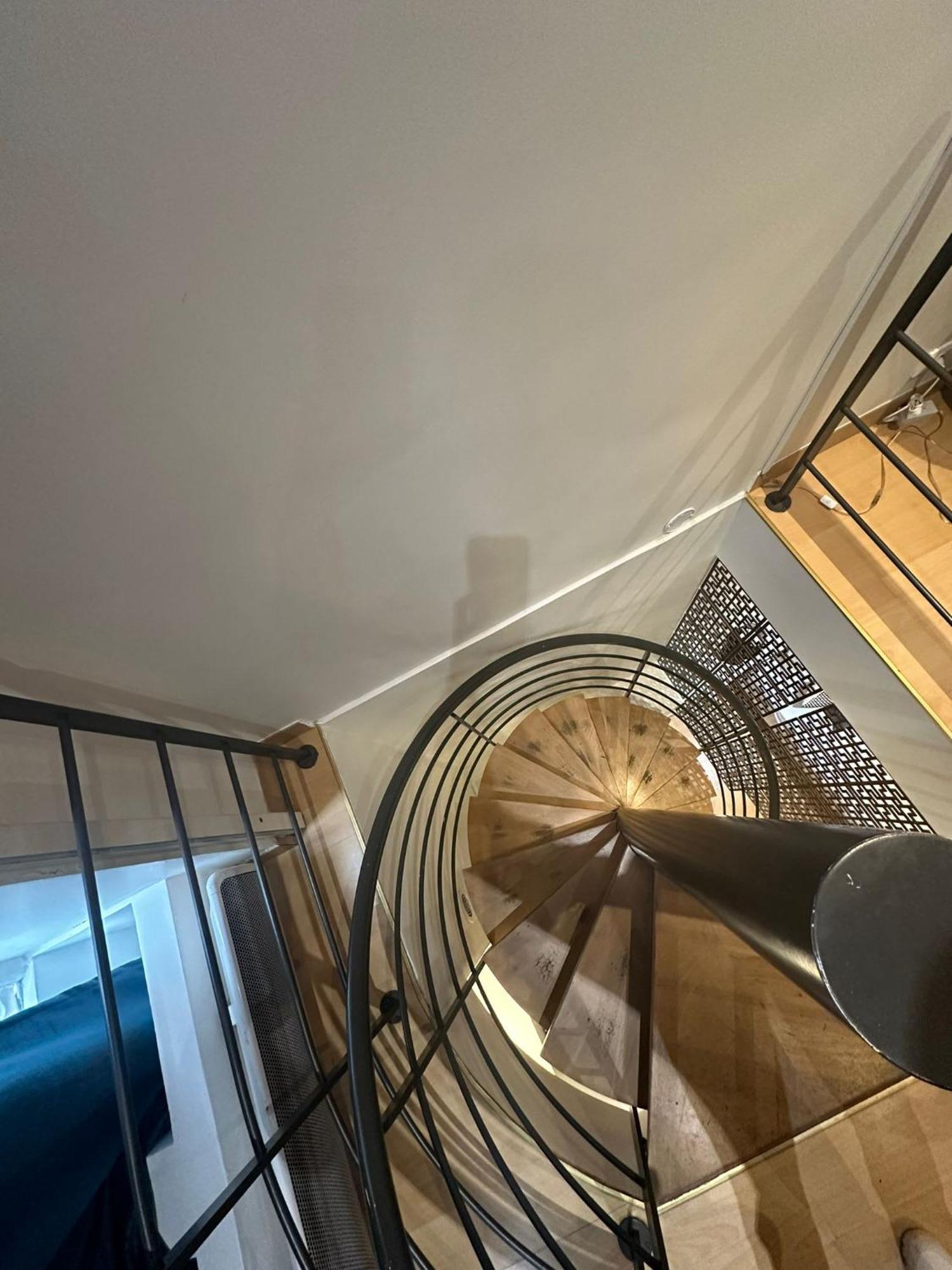 2 Pieces Sur Deux Niveaux Appartement