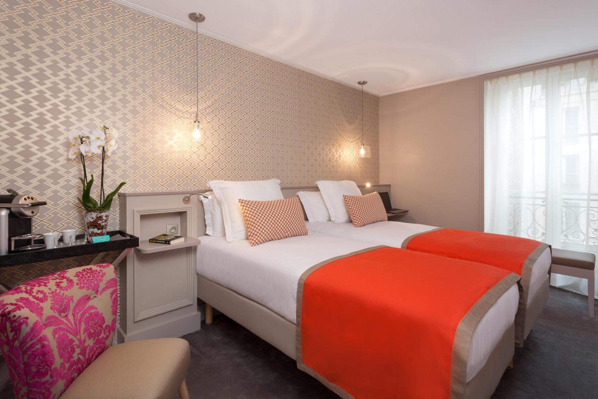 Hotel Vic Eiffel Paris